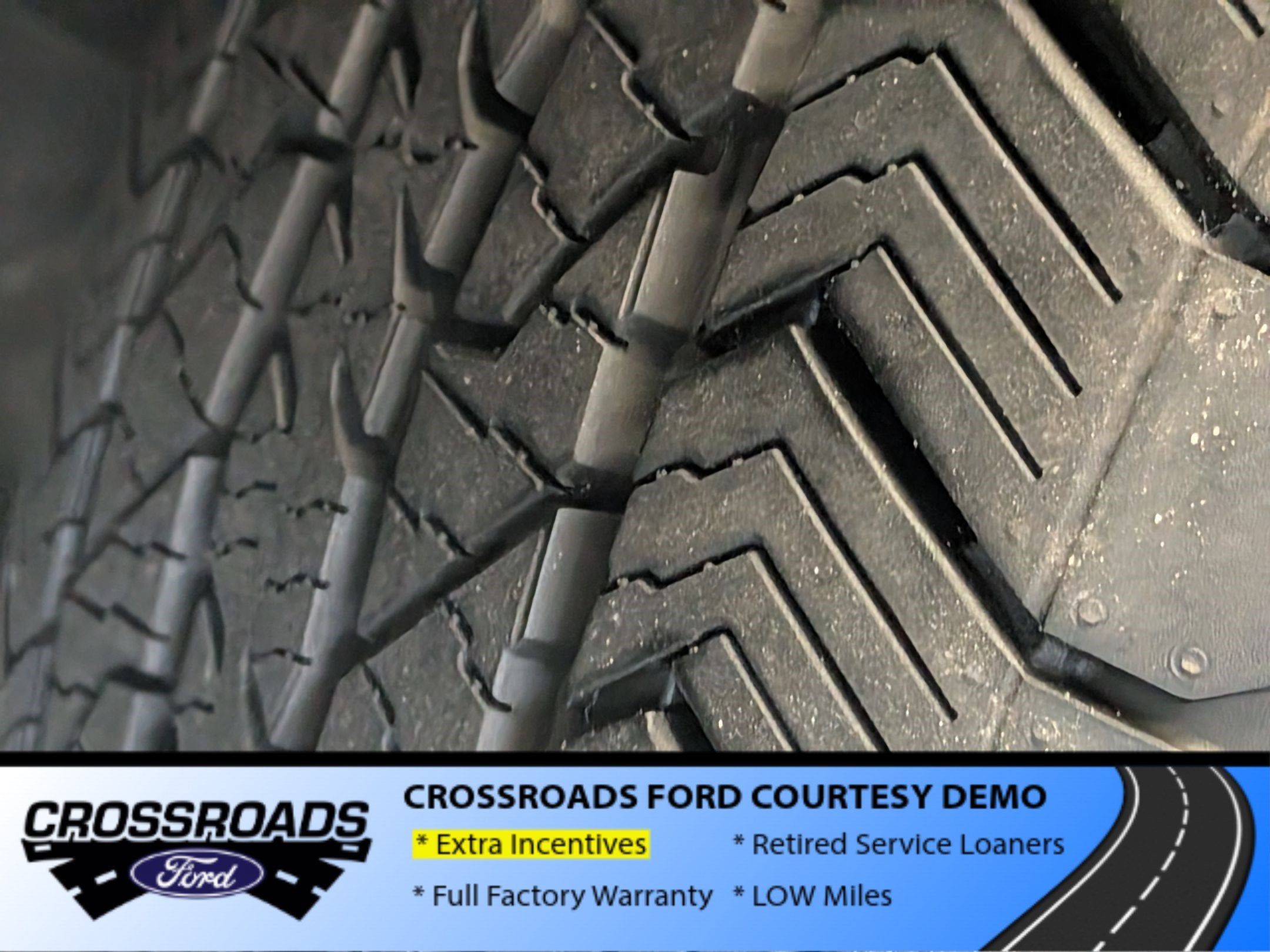 2026 Ford F-150 LARIAT - Crossroads Courtesy Demo