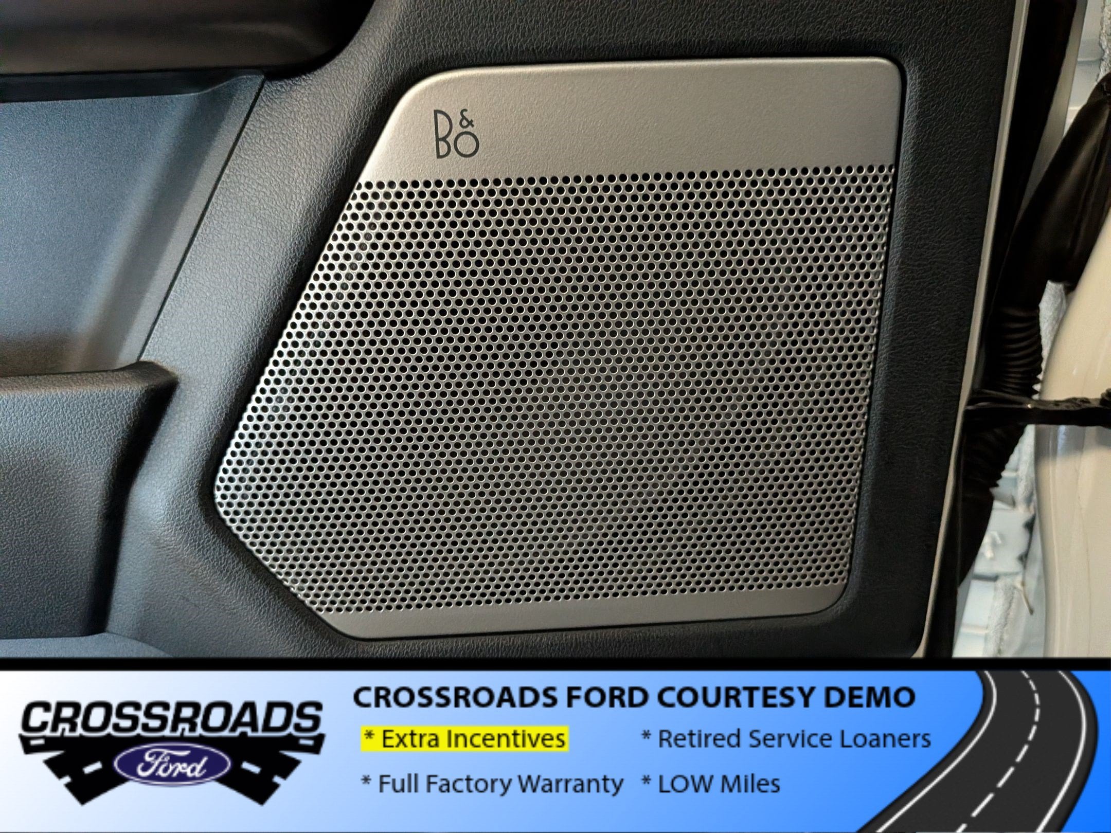 2026 Ford F-150 LARIAT - Crossroads Courtesy Demo
