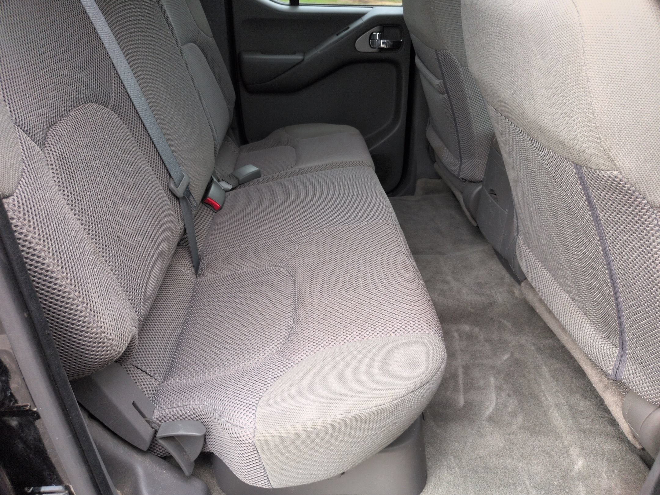 2015 Nissan Frontier SV