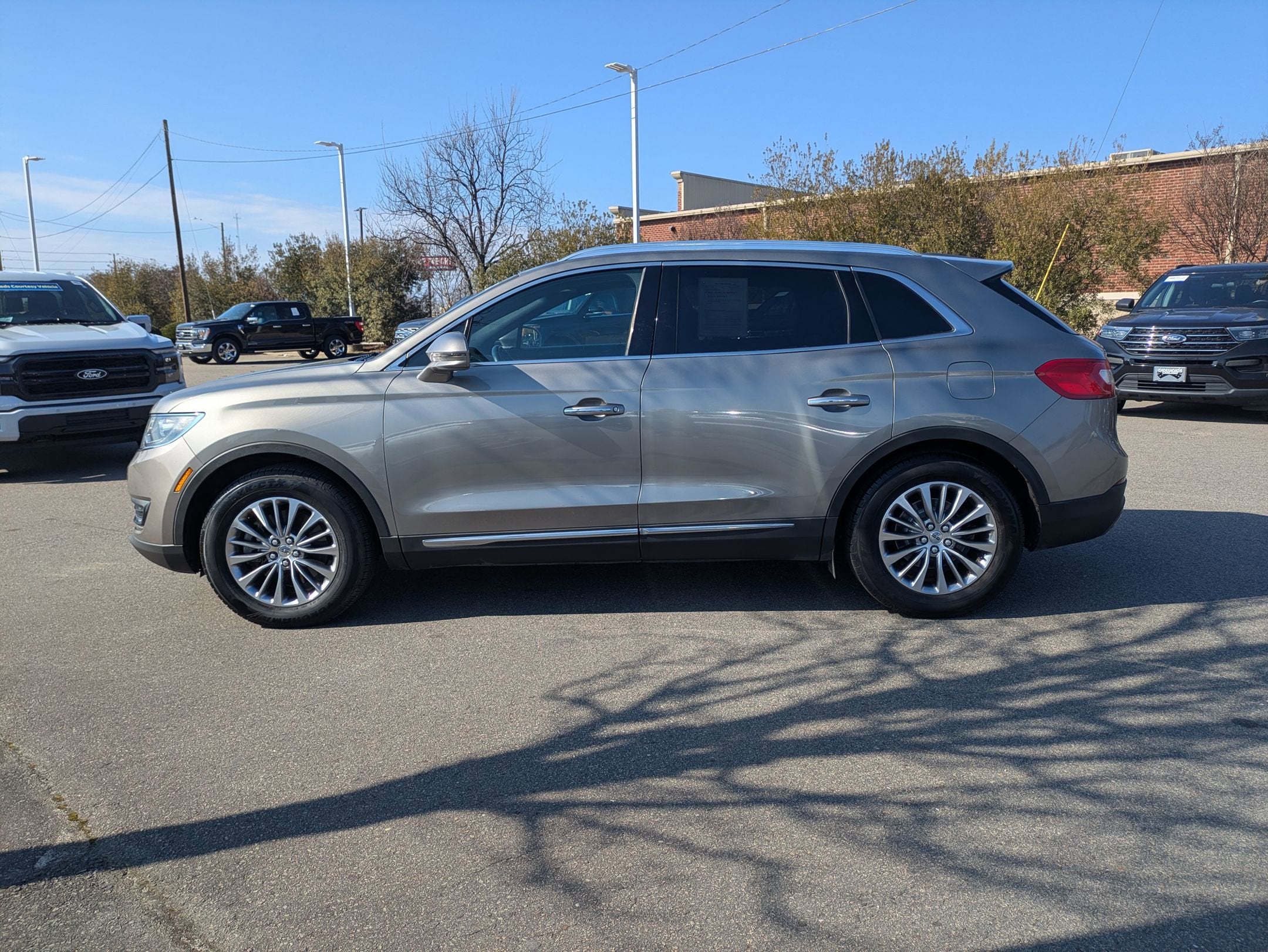 2016 Lincoln MKX Select