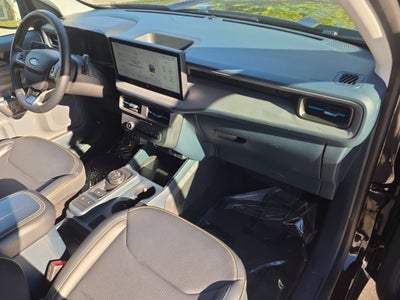 2025 Ford Maverick Lobo Standard
