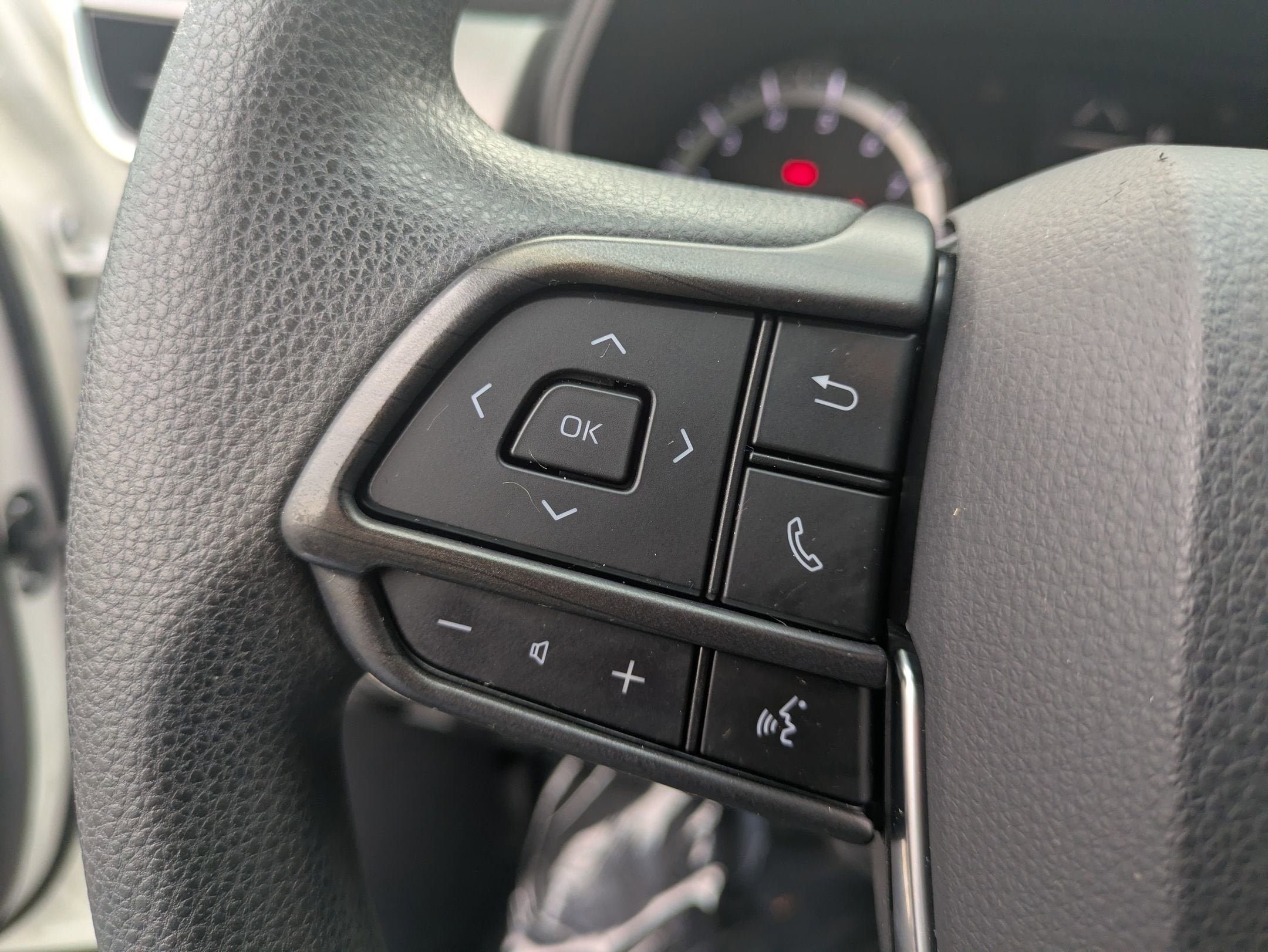 2021 Toyota Highlander L