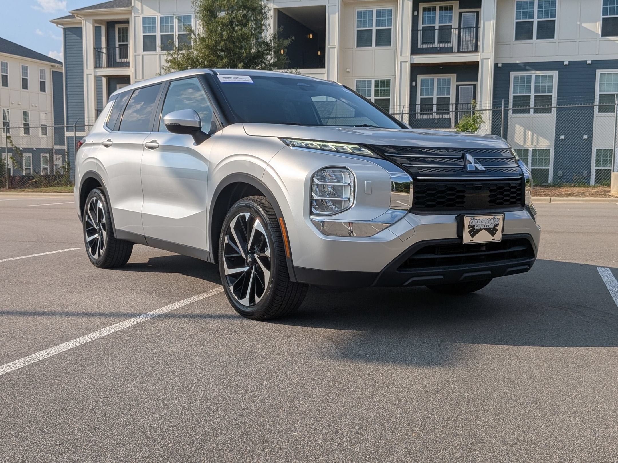 2022 Mitsubishi Outlander ES
