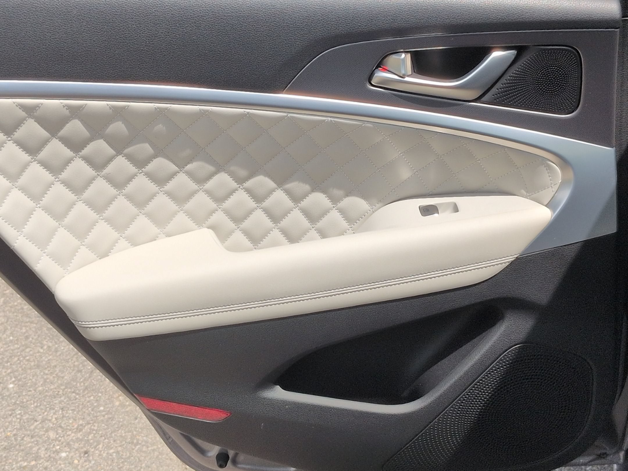 2025 Genesis G70 3.3T Sport Advanced
