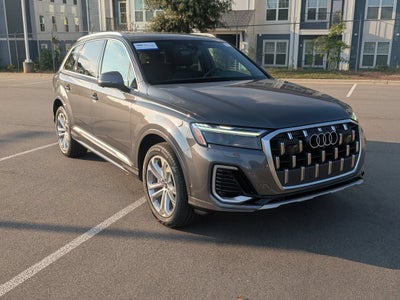 2025 Audi Q7 Premium Plus