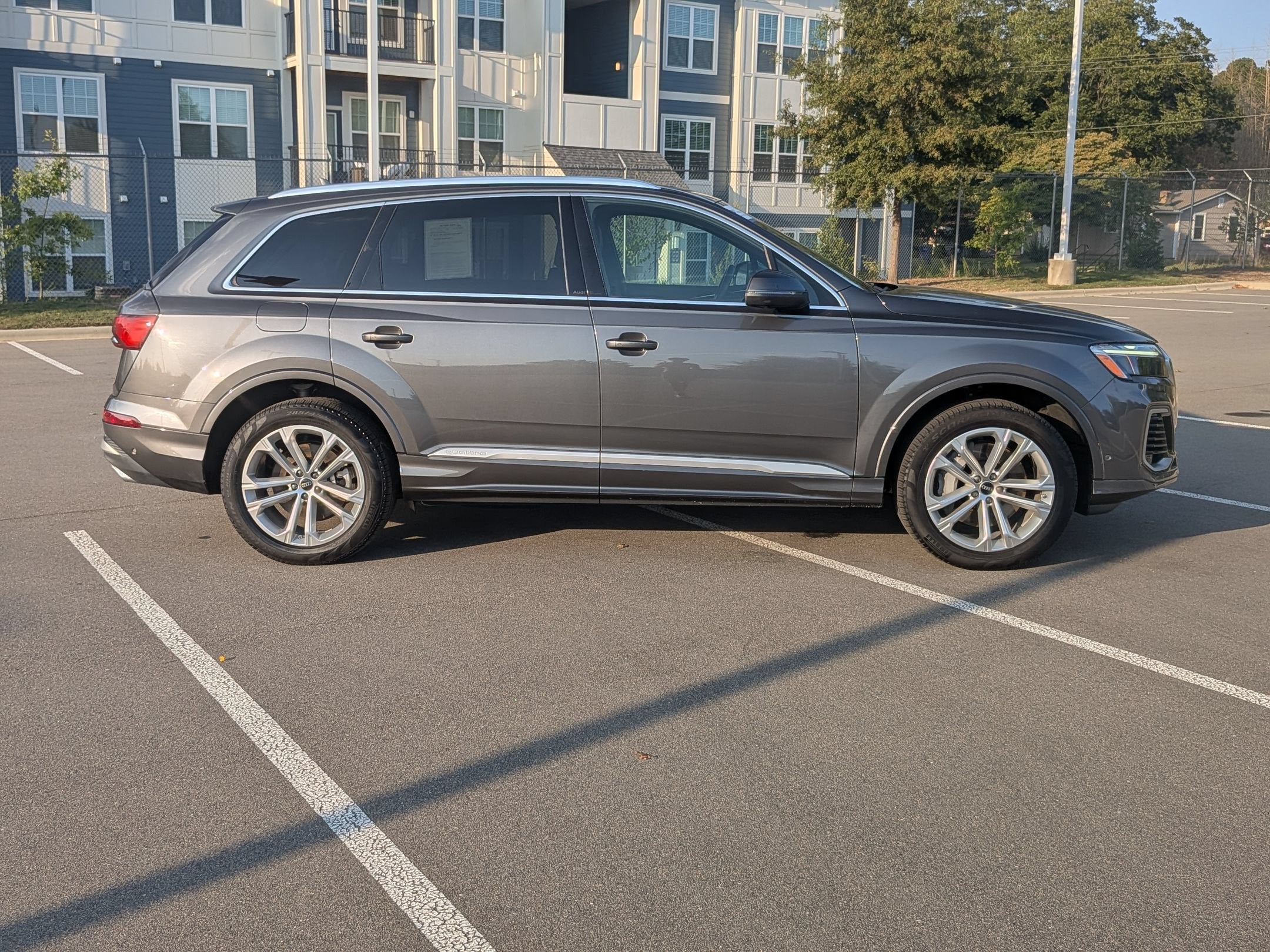 2025 Audi Q7 Premium Plus