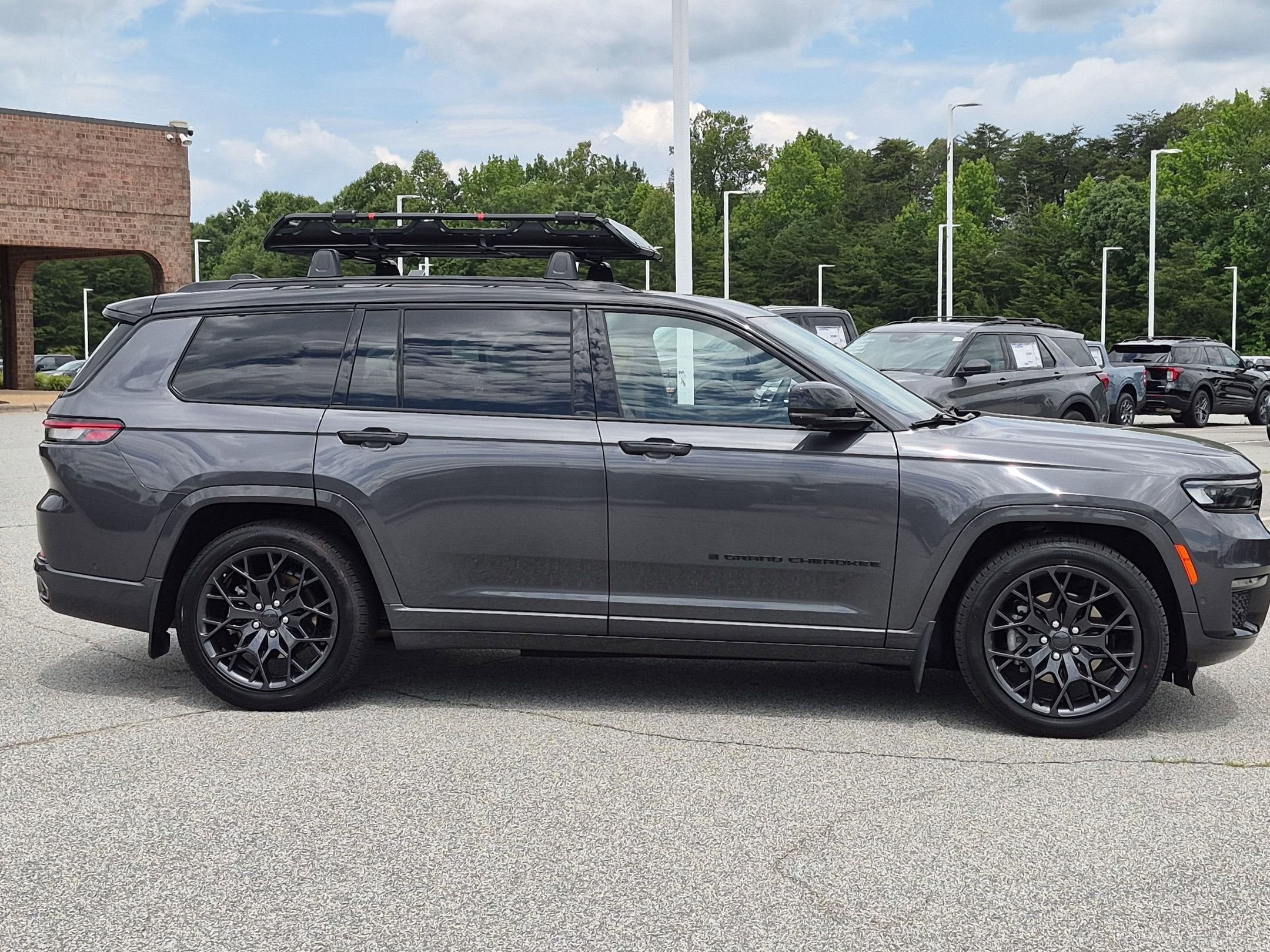 2023 Jeep Grand Cherokee L Summit