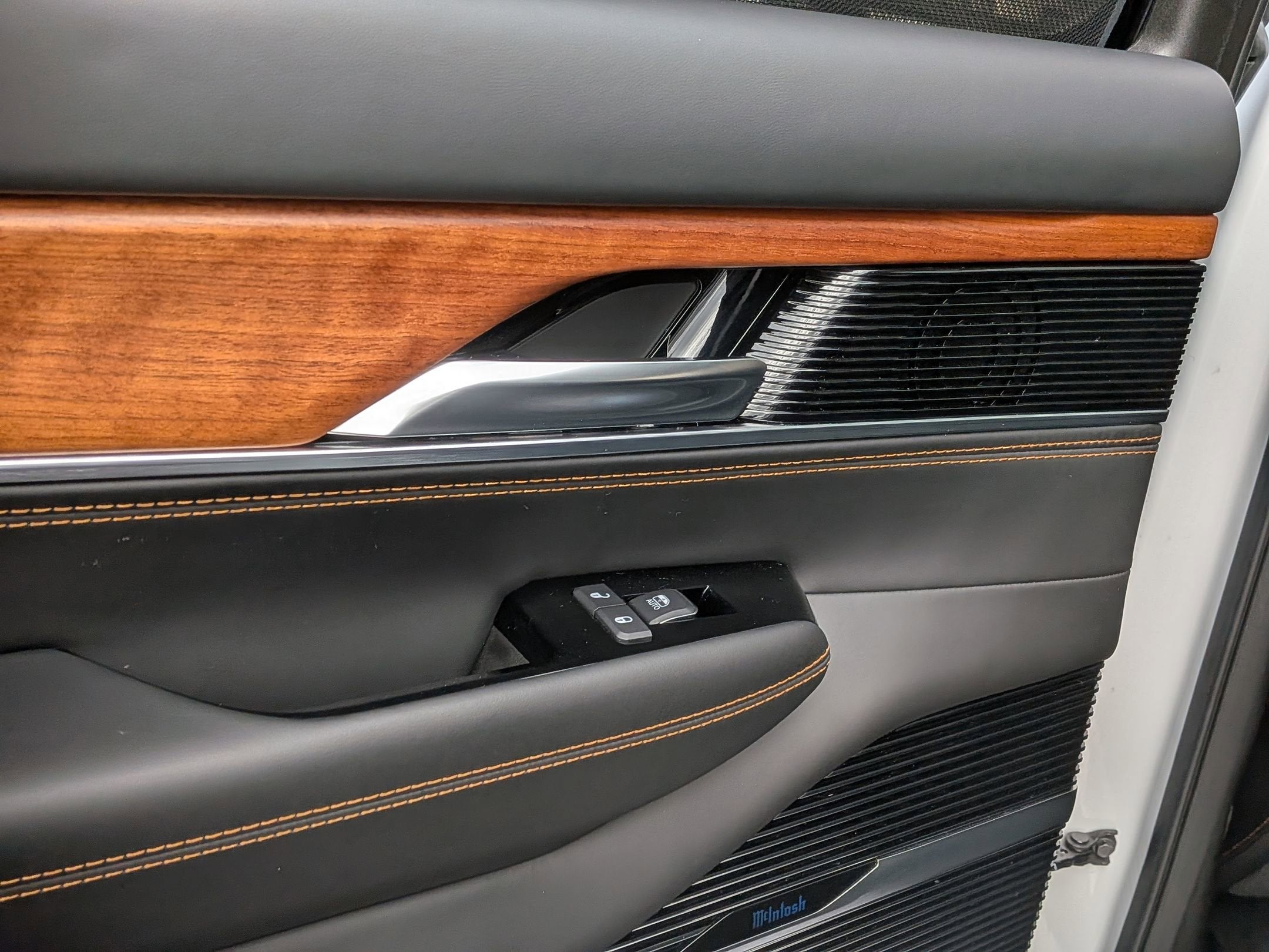 2023 Jeep Grand Wagoneer Series III