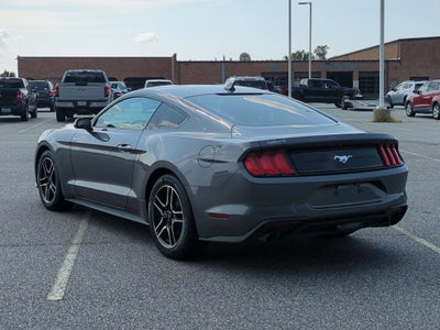 2022 Ford Mustang EcoBoost