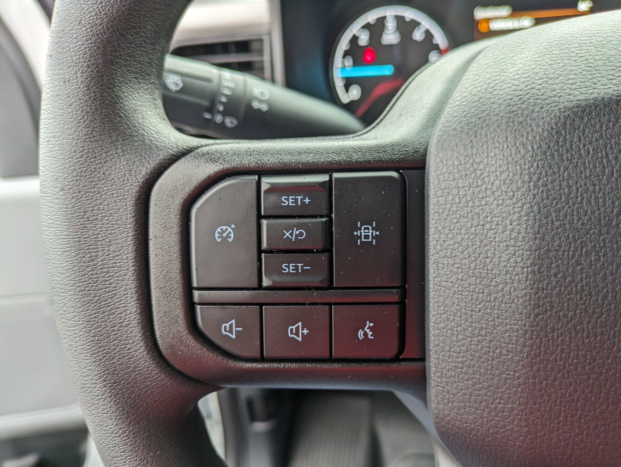 2025 Ford Super Duty F-350 DRW XL