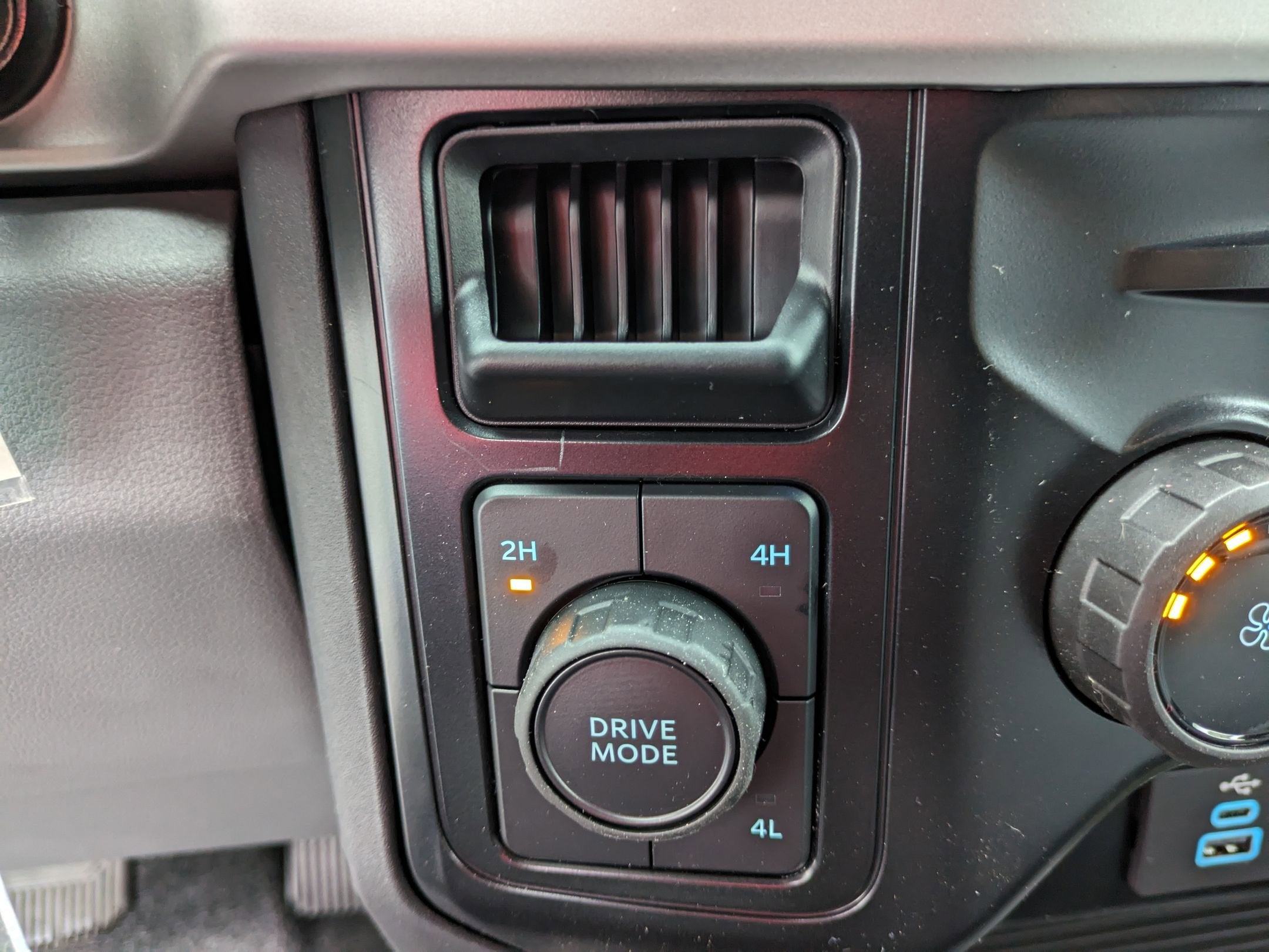 2025 Ford Super Duty F-350 DRW XL