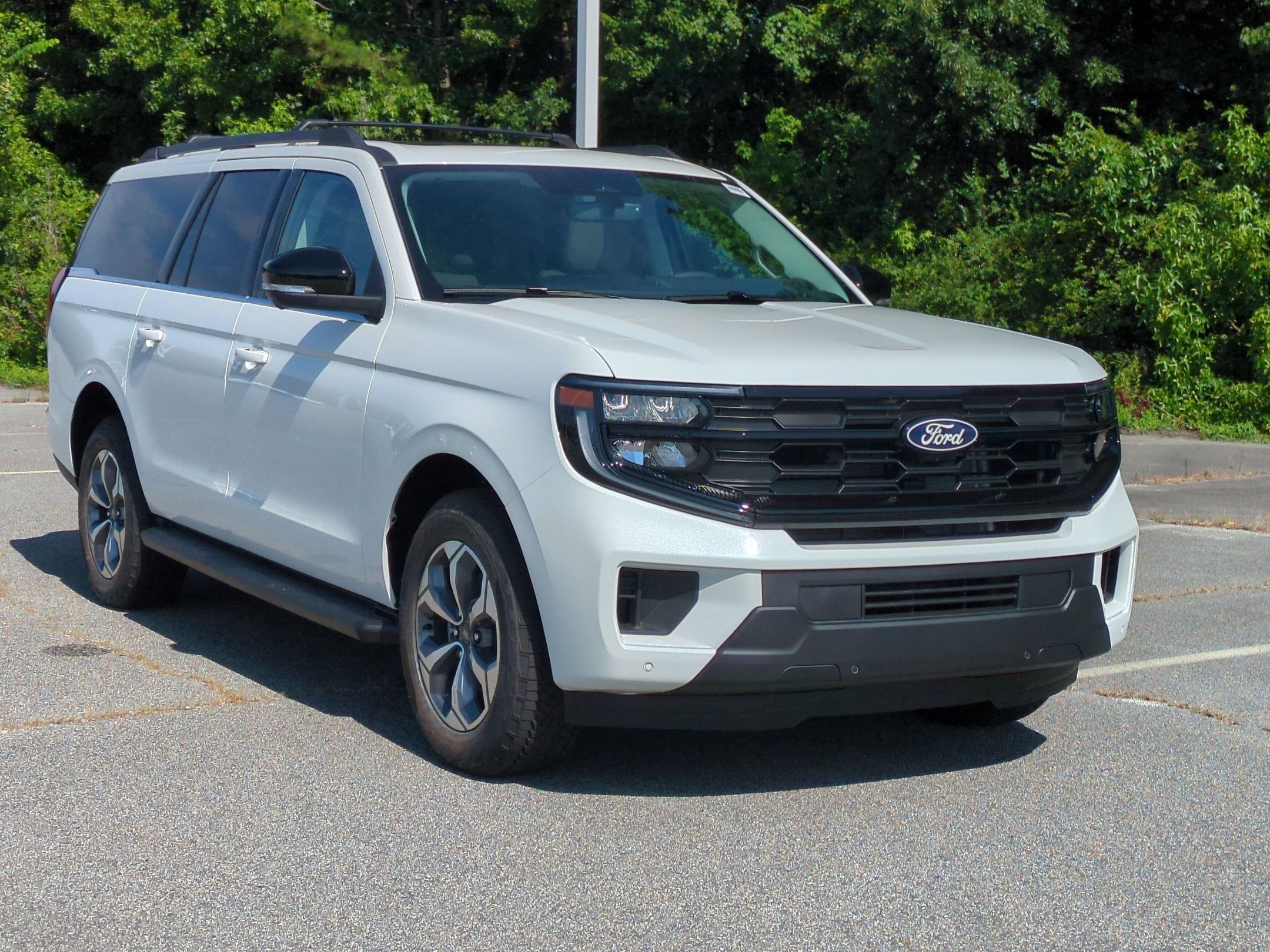 2027 Ford Expedition Max Active
