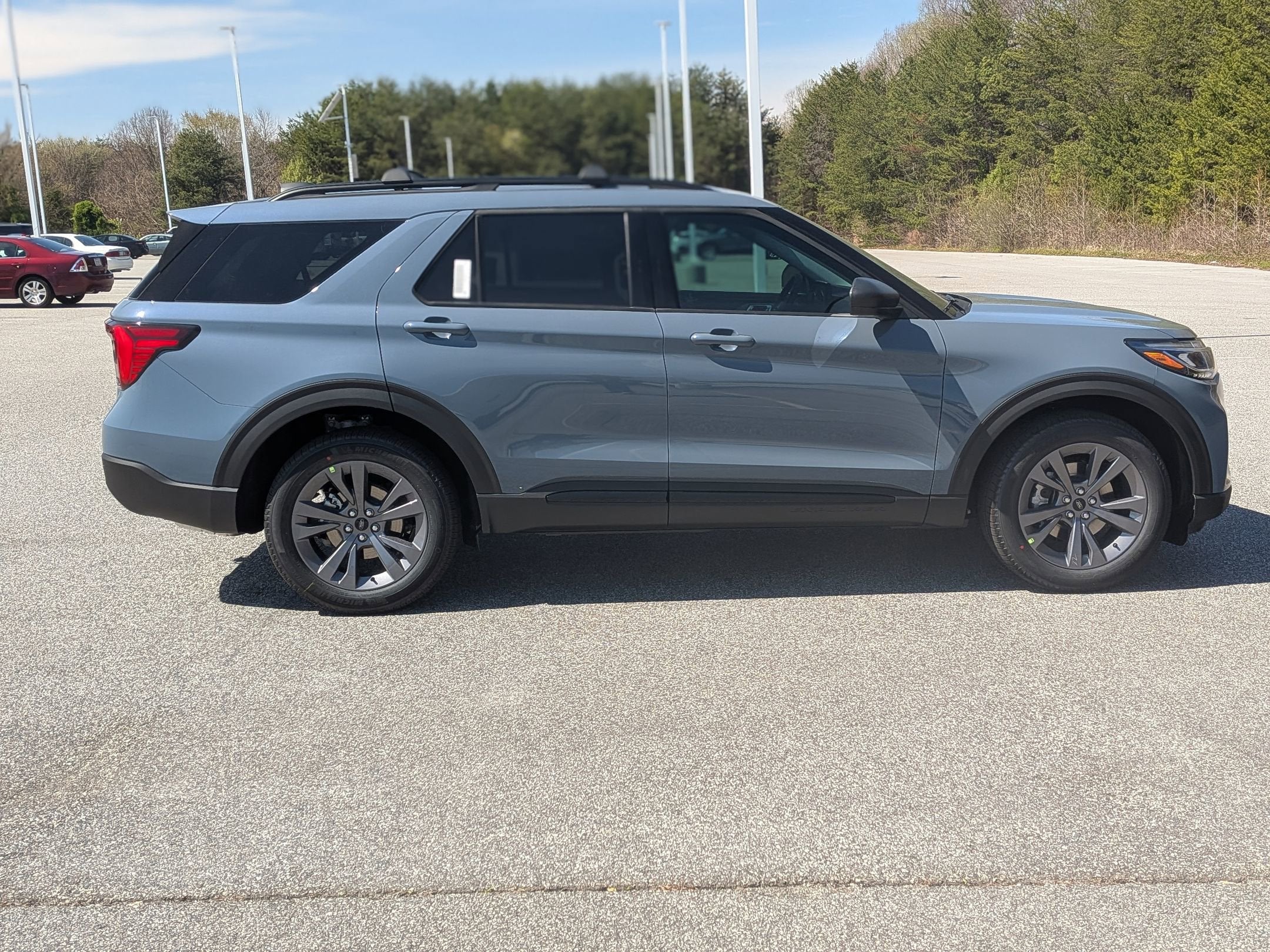2026 Ford Explorer Active w/200A Pkg