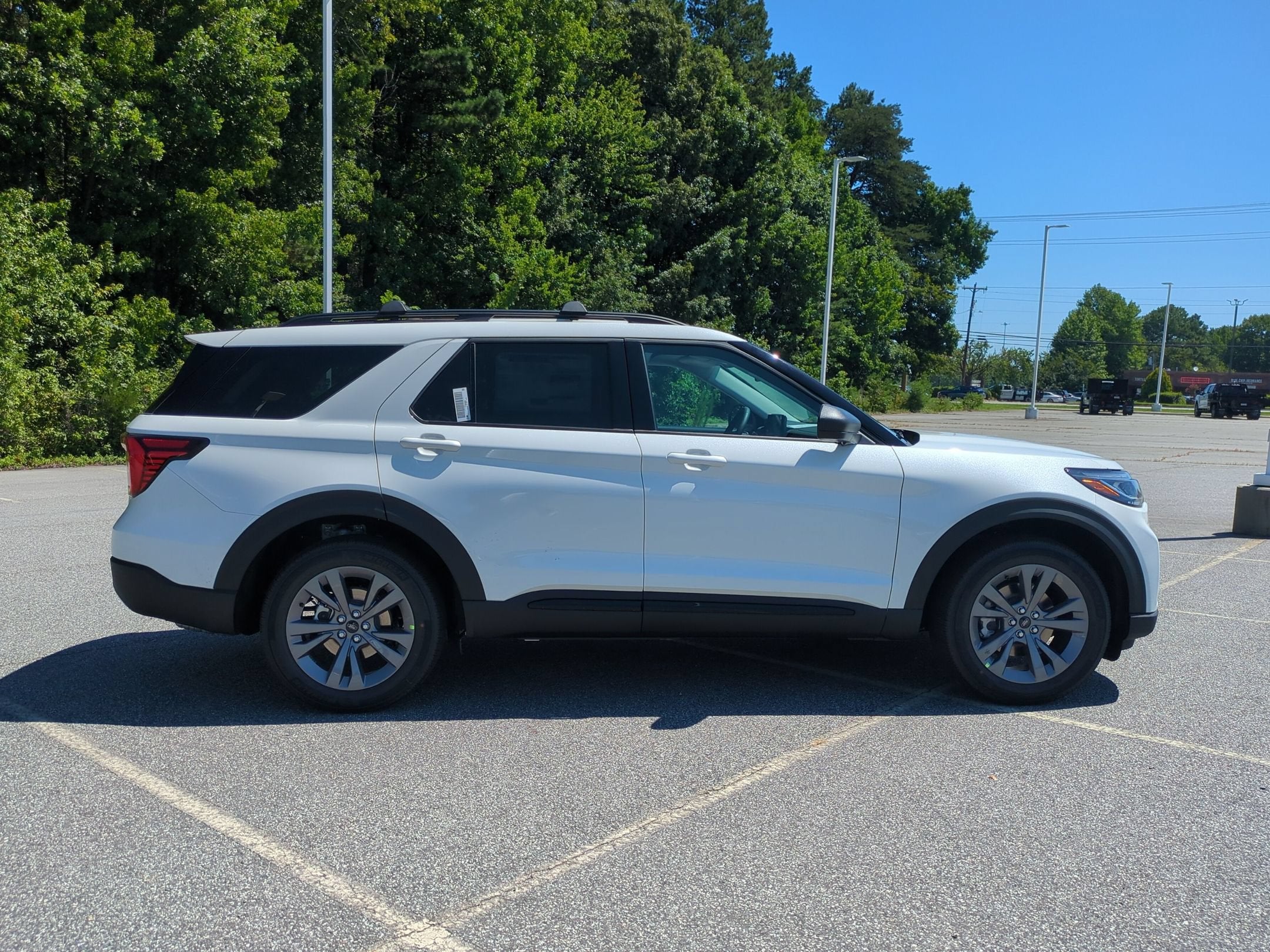 2026 Ford Explorer Active w/200A Pkg