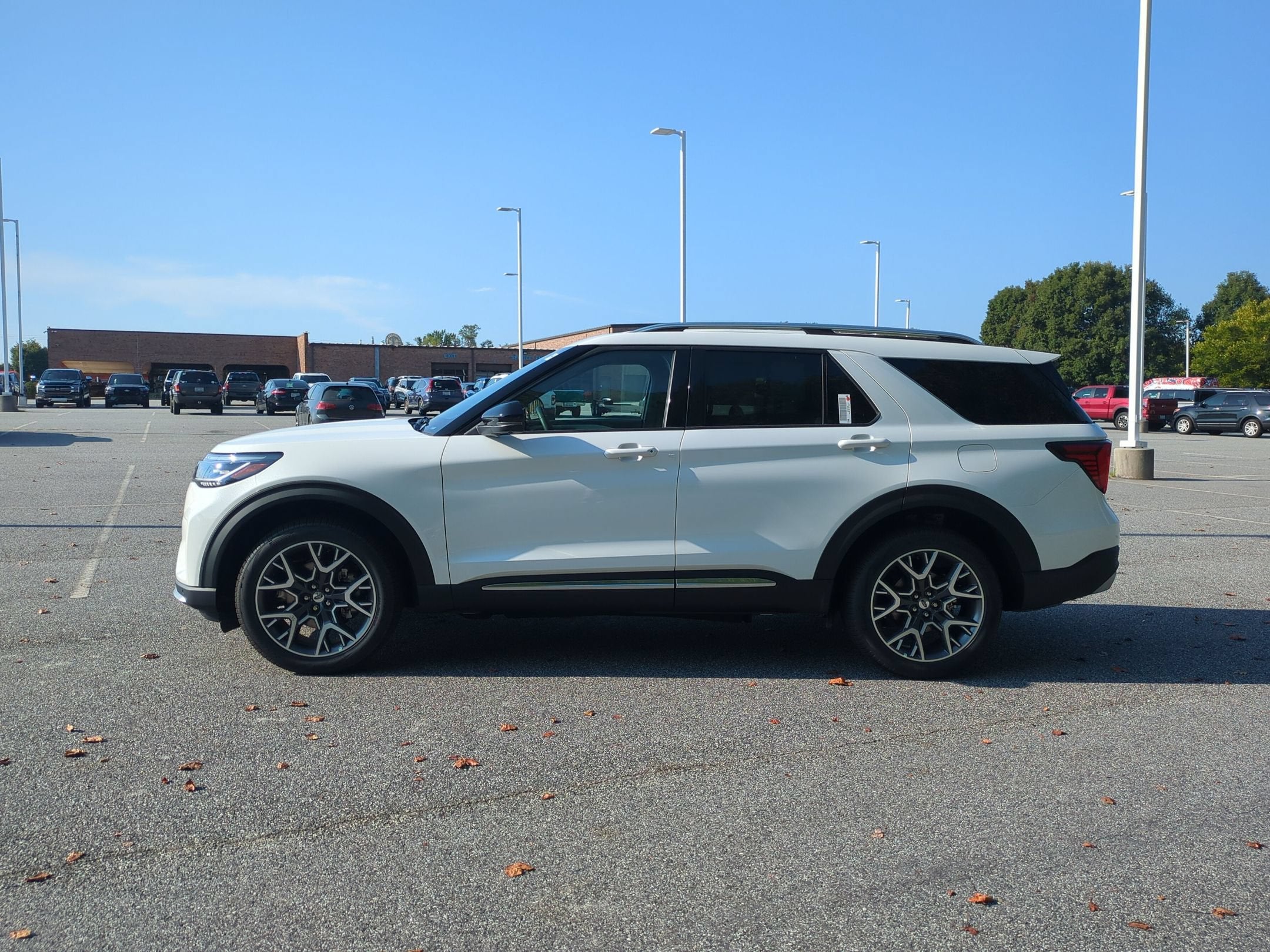 2027 Ford Explorer Platinum