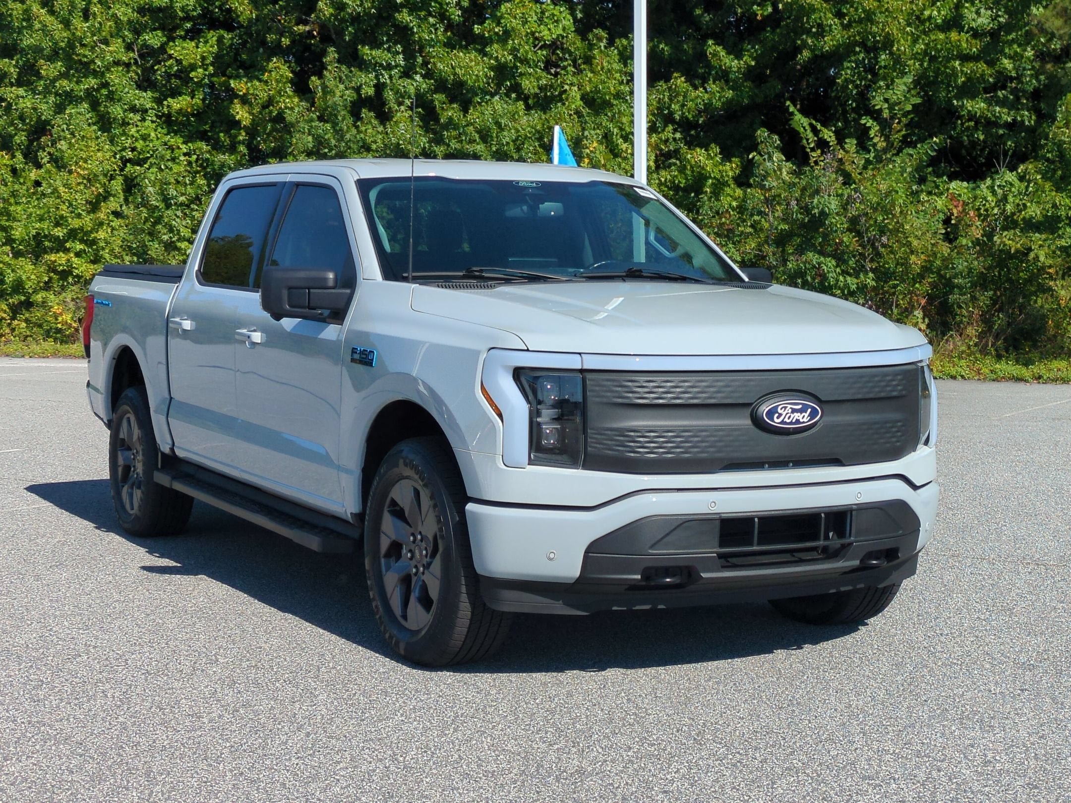 2024 Ford F-150 Lightning Flash