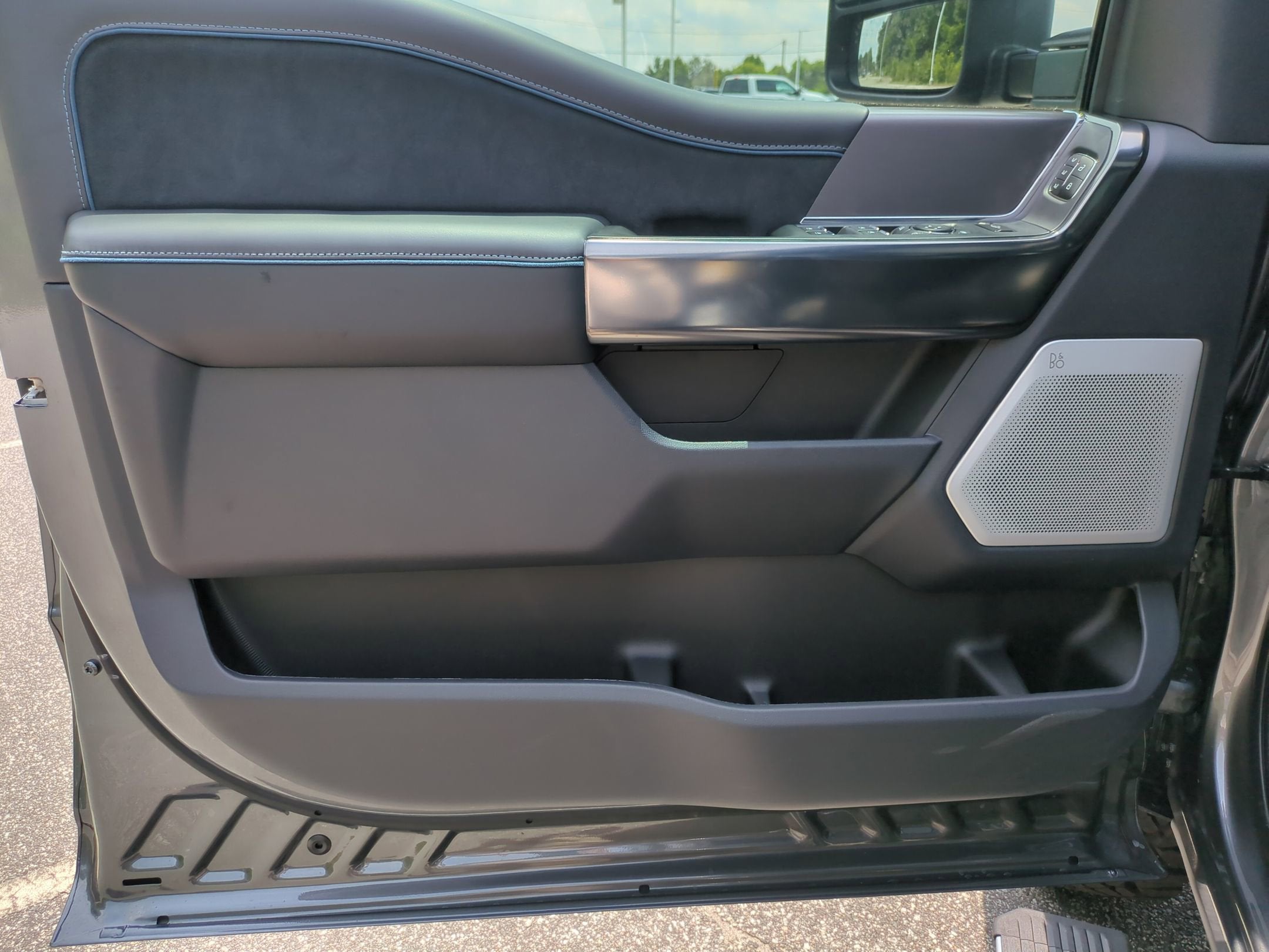 2026 Ford Super Duty F-250 SRW Platinum Tremor