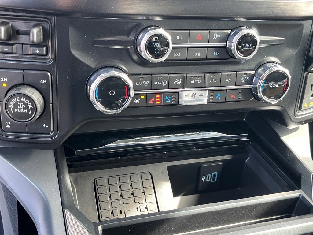 2026 Ford Super Duty F-250 SRW LARIAT TREMOR