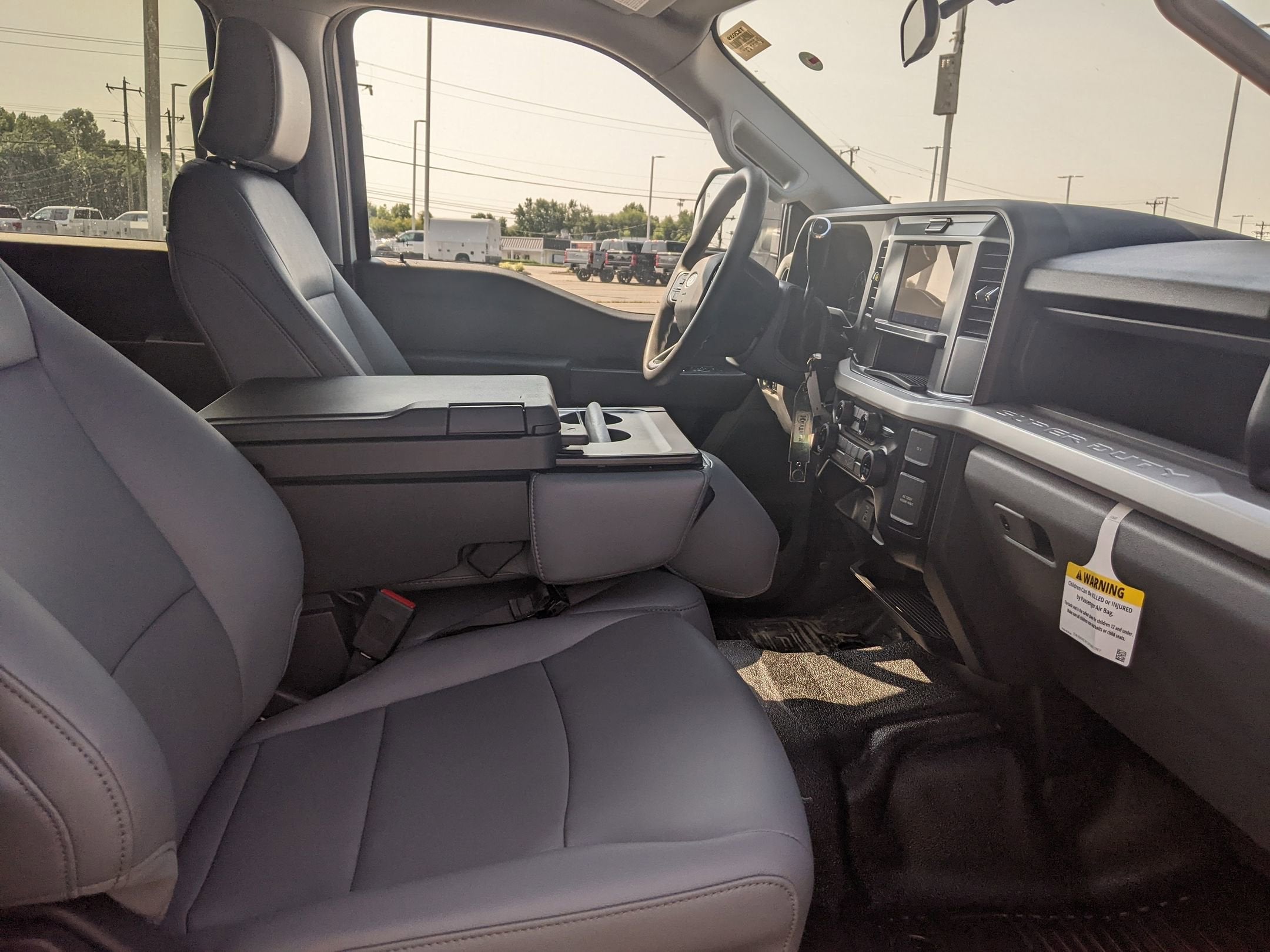 2025 Ford Super Duty F-350 SRW XL
