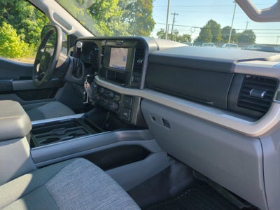 2025 Ford Super Duty F-350 SRW XLT