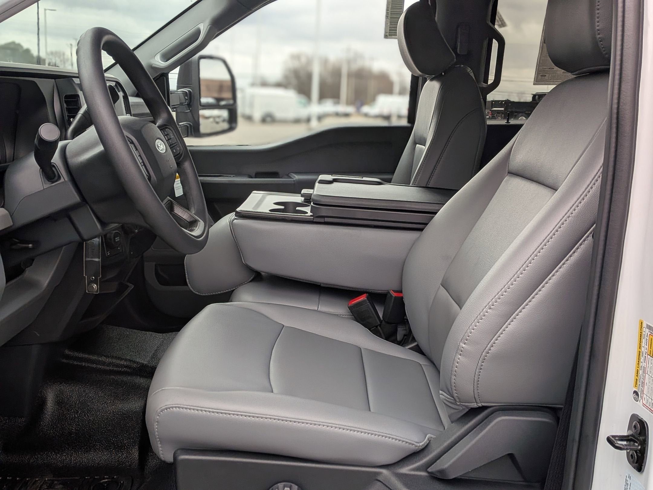 2026 Ford Super Duty F-350 SRW XL