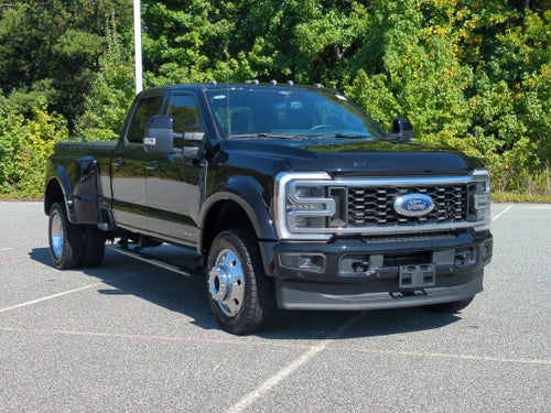 2025 Ford Super Duty F-450 DRW Platinum