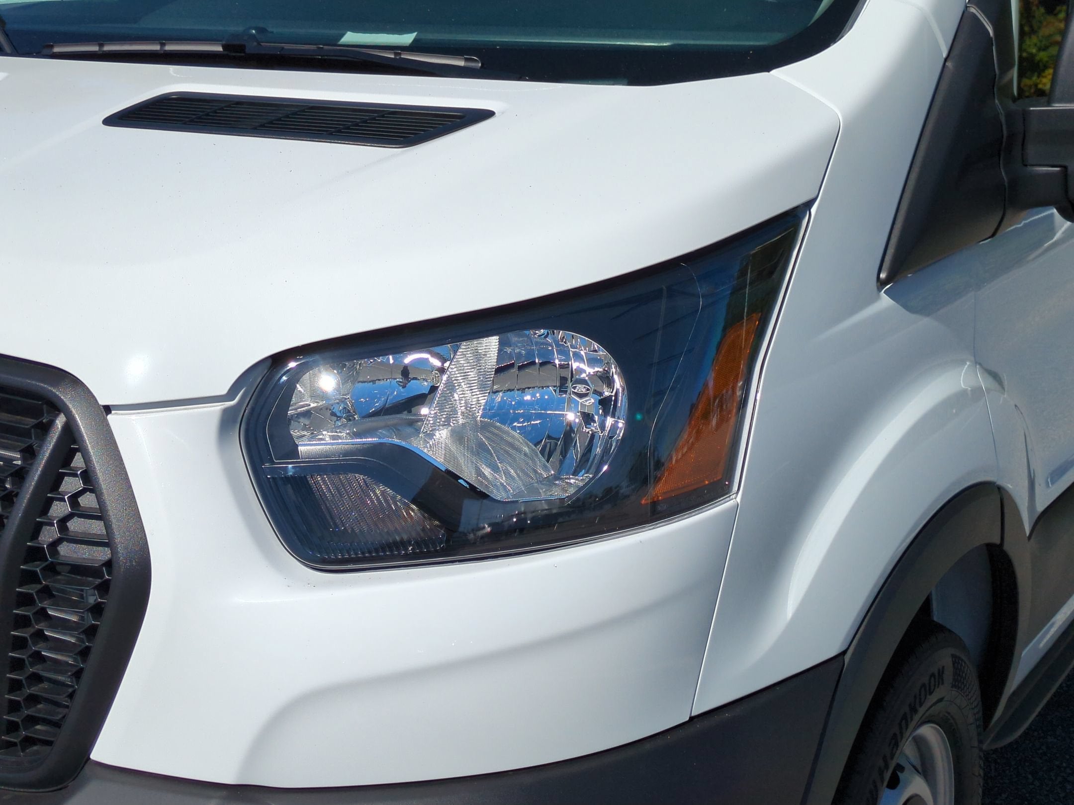 2027 Ford Transit Cargo Van Base