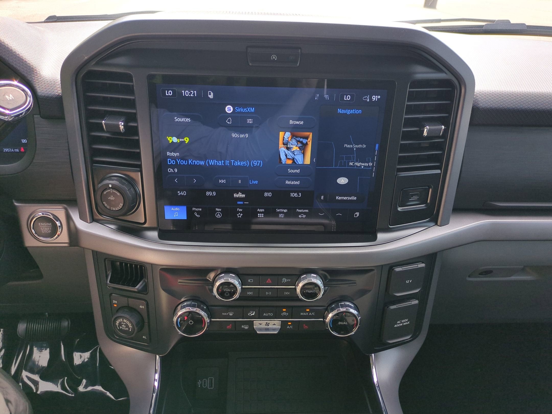 2026 Ford F-150 XLT - Crossroads Courtesy Demo