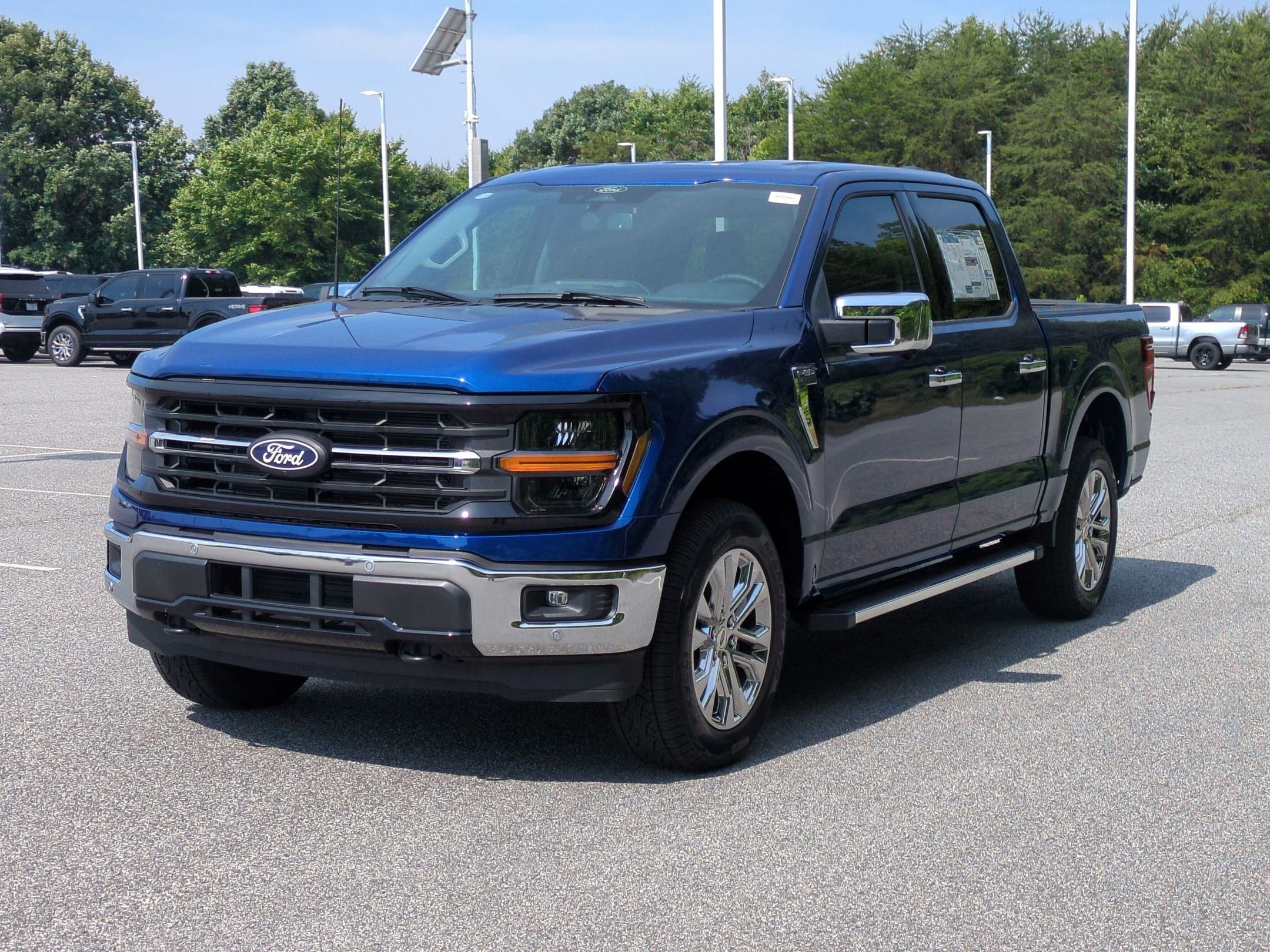 2026 Ford F-150 XLT - Crossroads Courtesy Demo