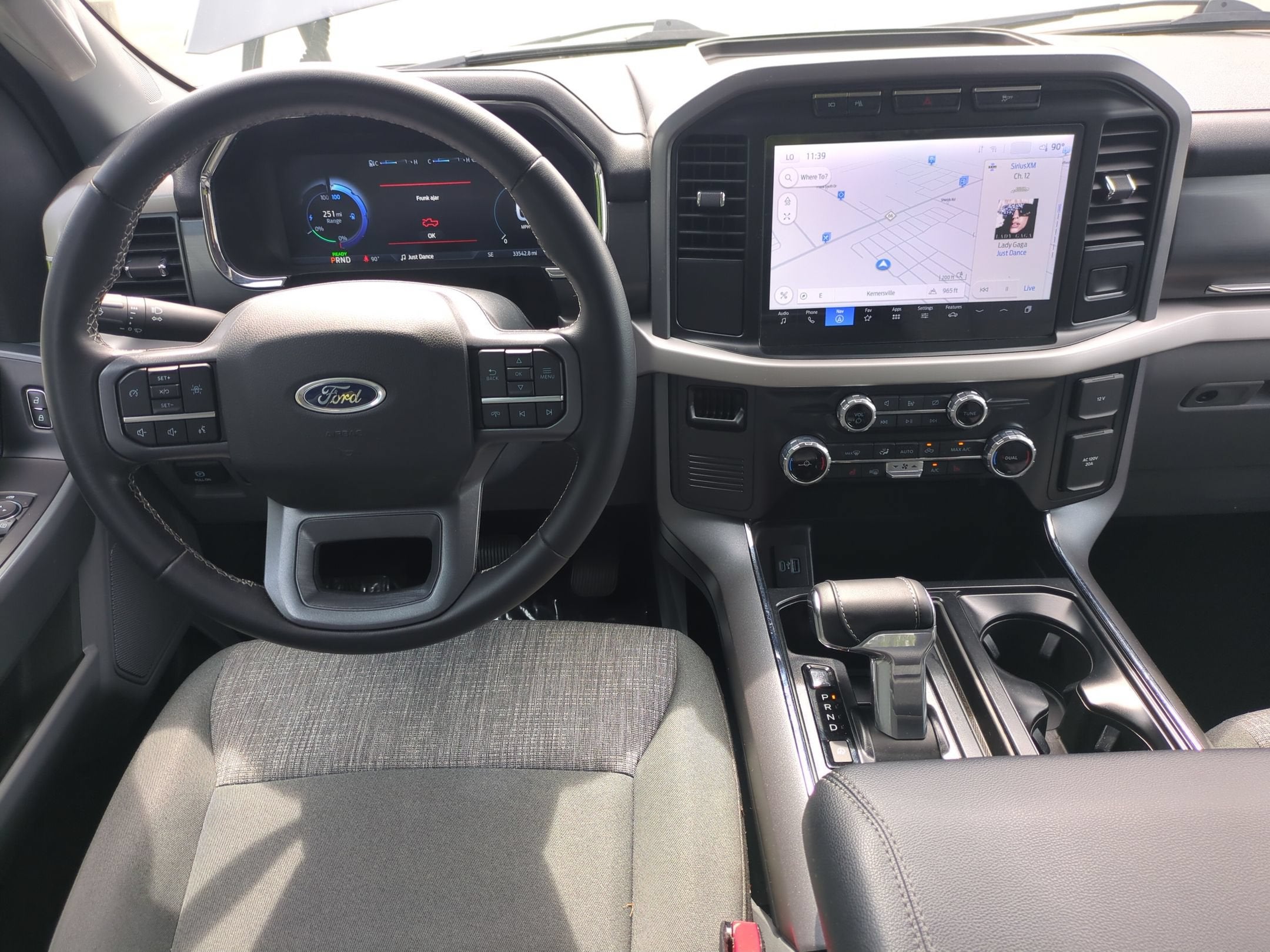 2023 Ford F-150 Lightning XLT