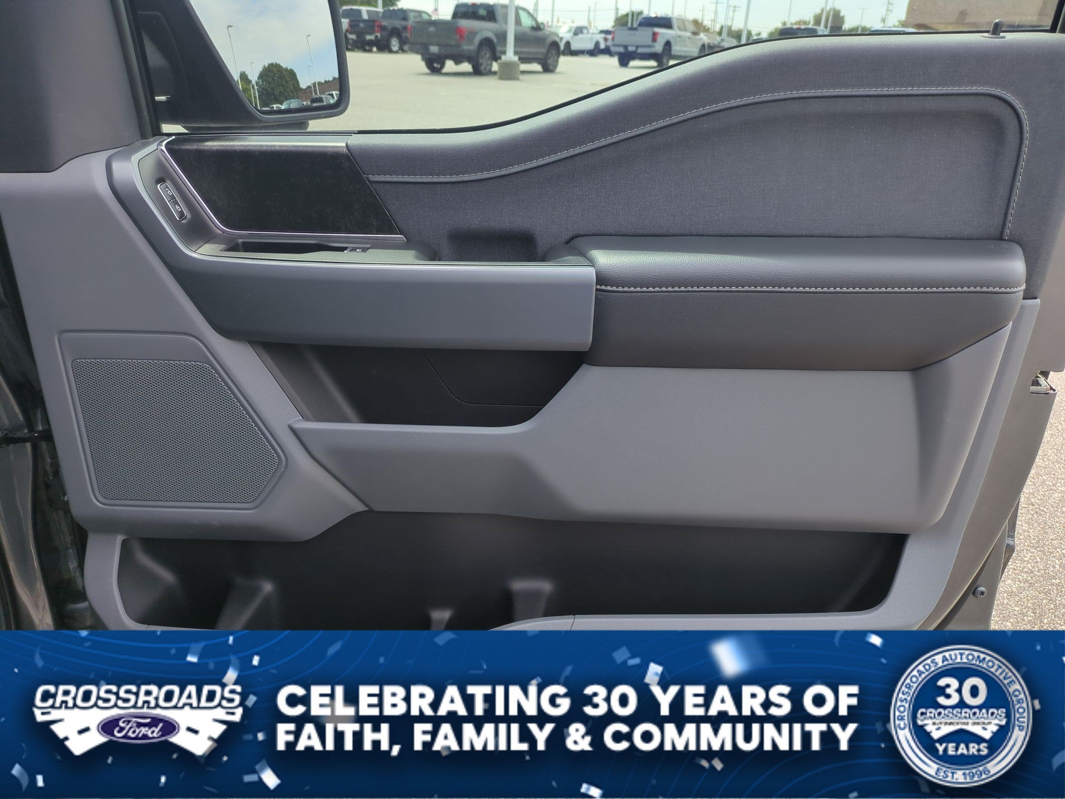 2023 Ford F-150 Lightning XLT