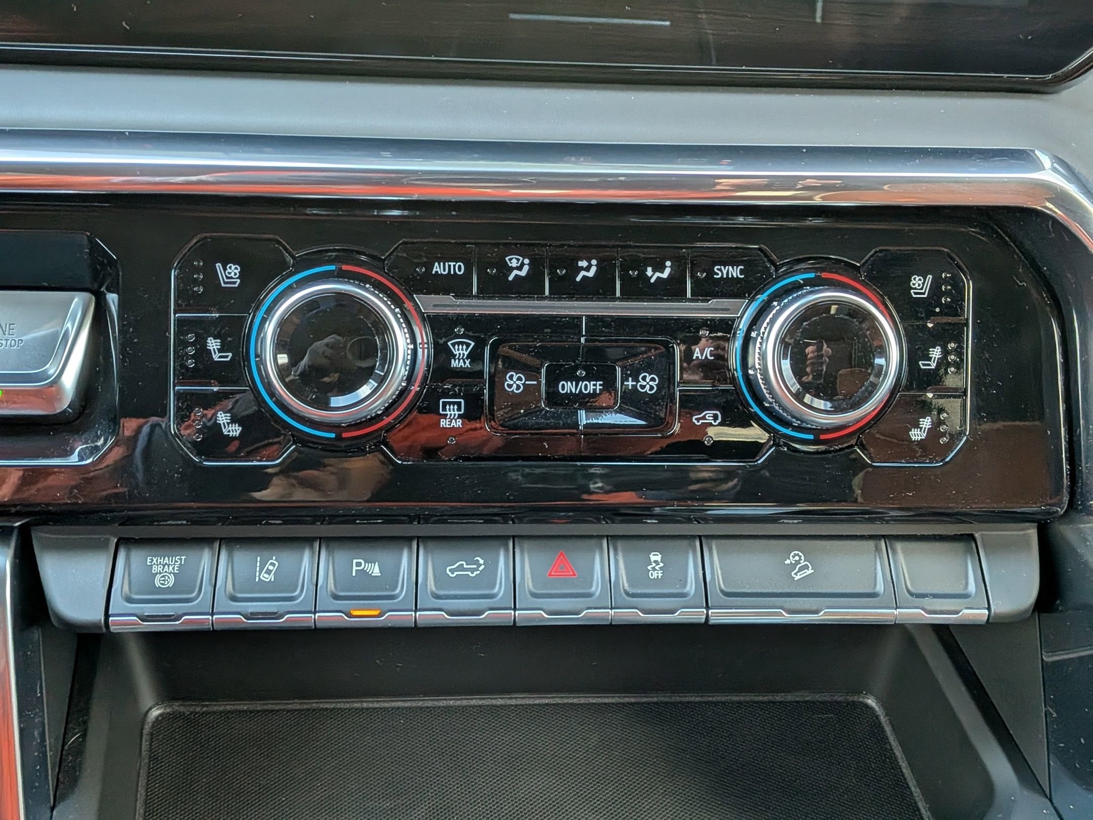 2025 GMC Sierra 2500HD Denali Ultimate