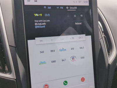 2022 Ford Edge SE