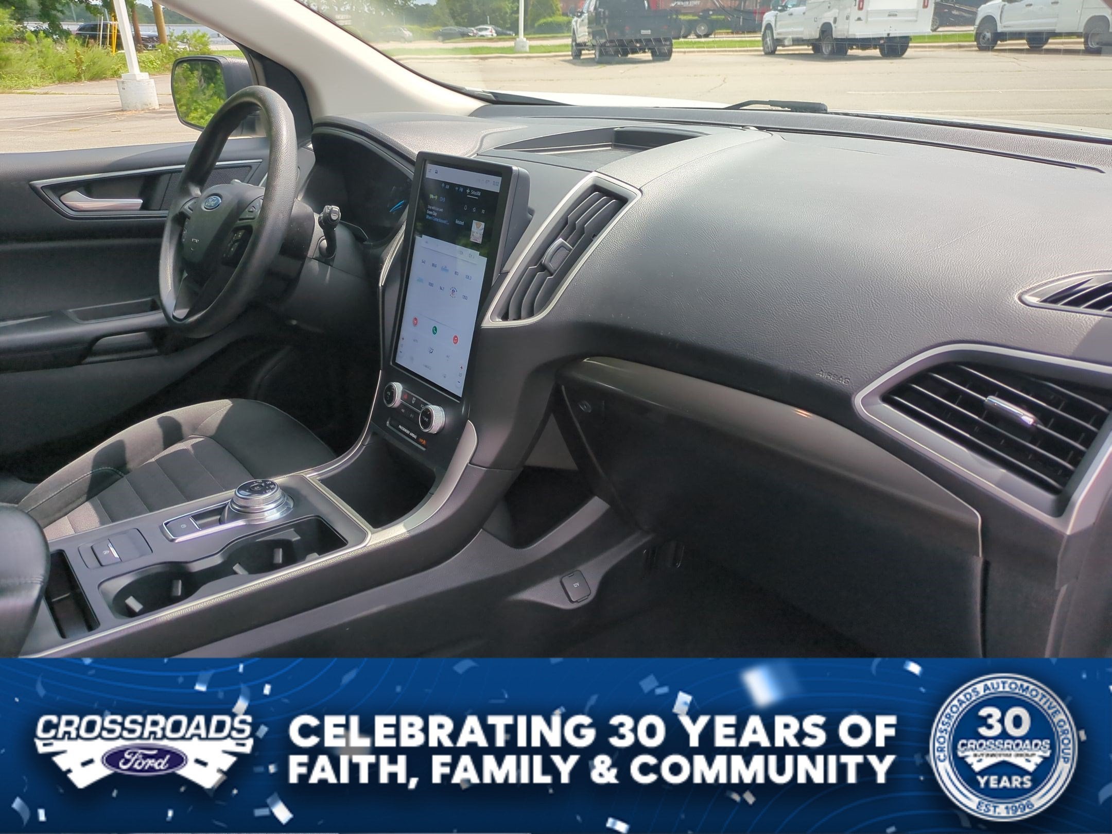 2022 Ford Edge SE