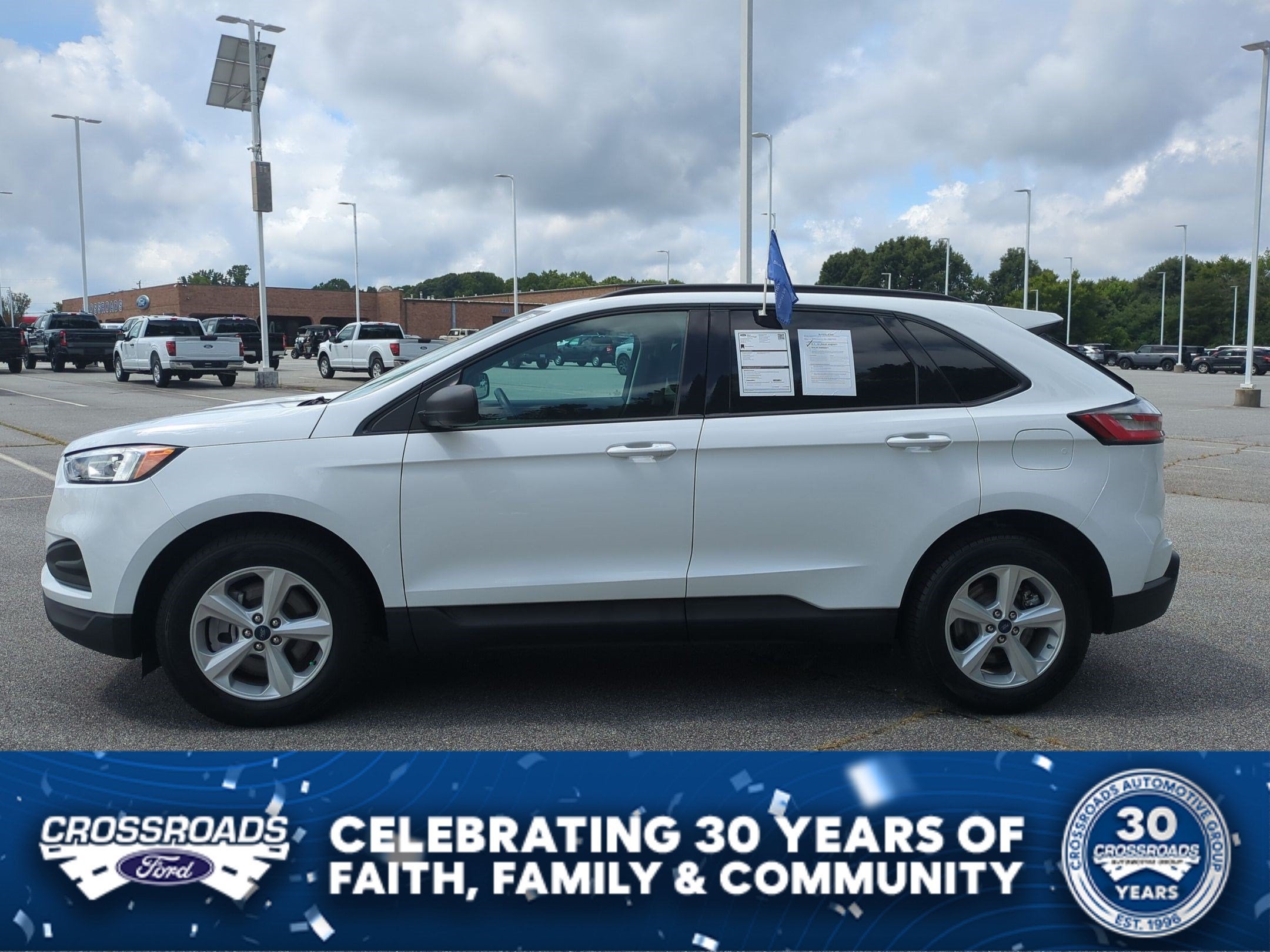 2022 Ford Edge SE