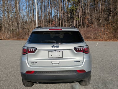 2024 Jeep Compass Latitude Lux