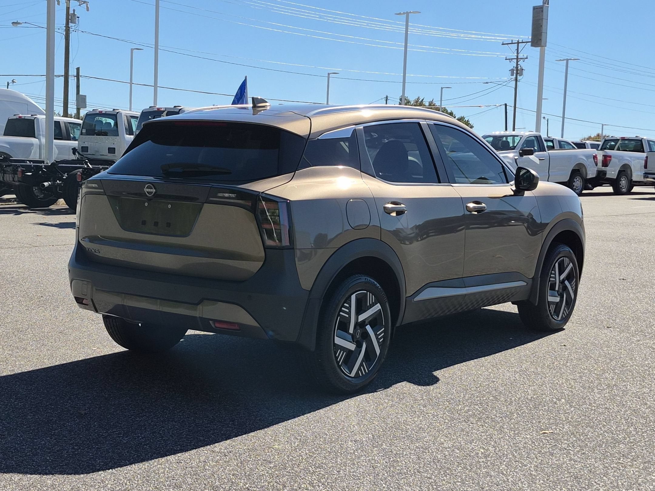 2025 Nissan Kicks SV