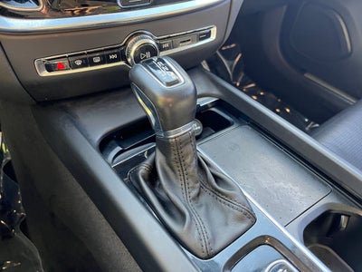 2021 Volvo V60 Cross Country T5