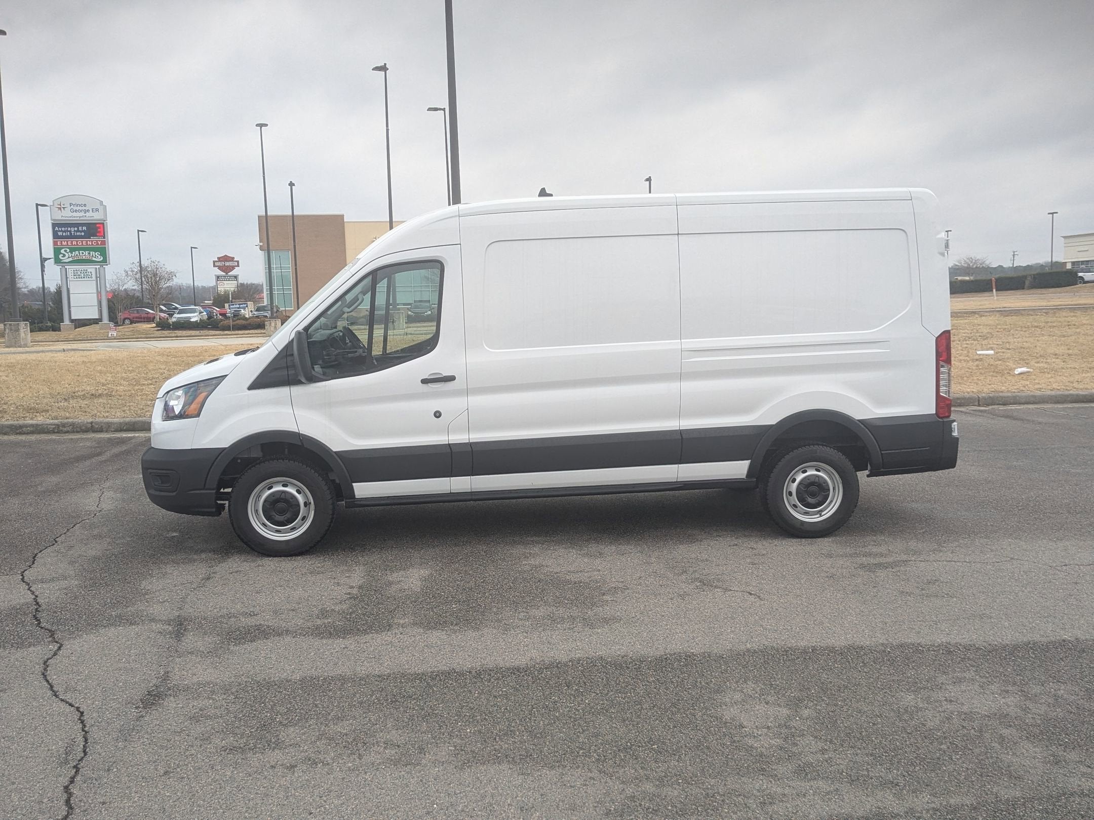 2025 Ford Transit Cargo Van Base