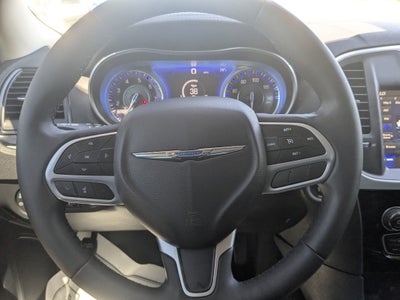 2023 Chrysler 300 Touring