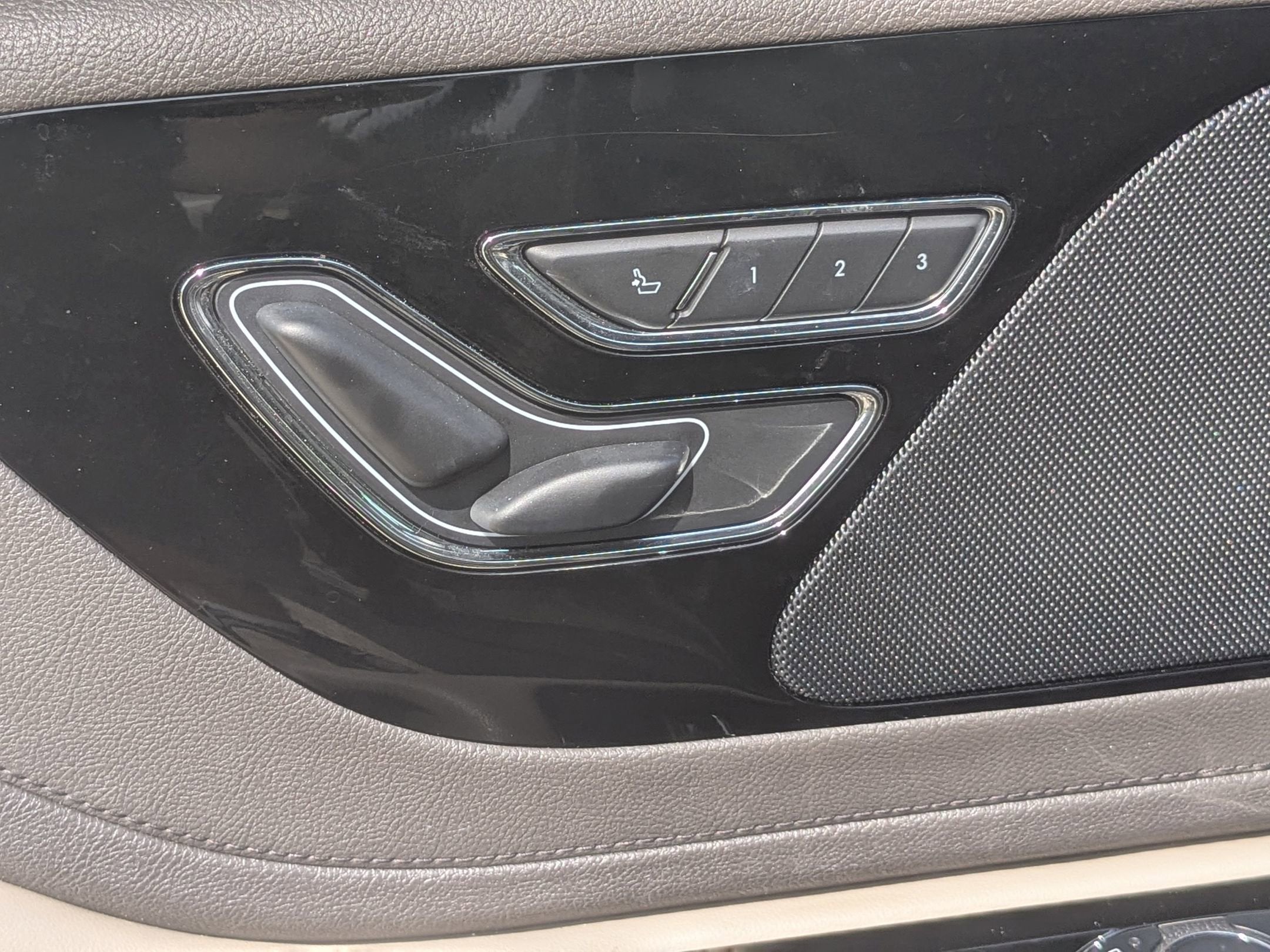 2023 Lincoln Aviator Standard