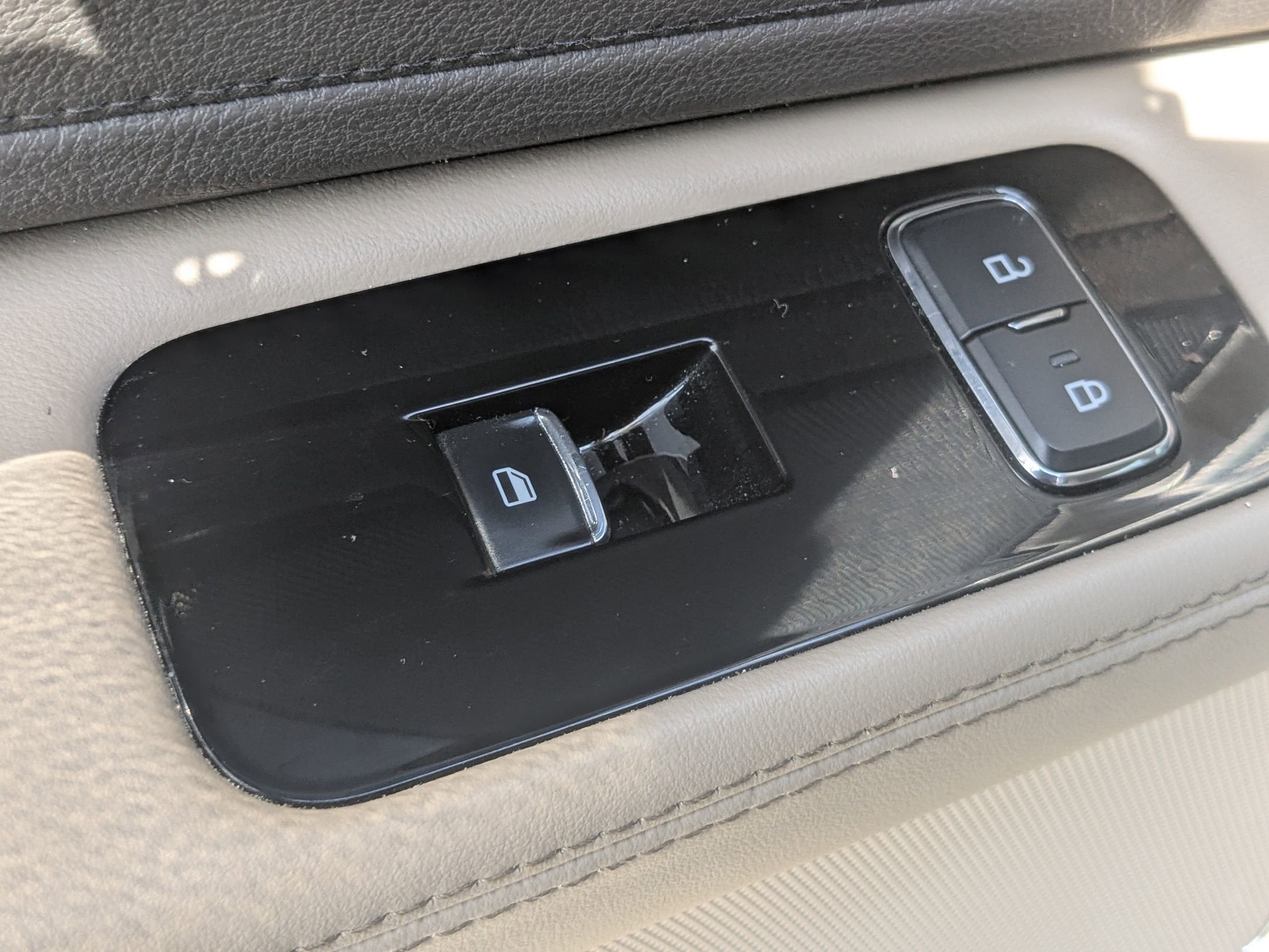 2023 Lincoln Aviator Standard