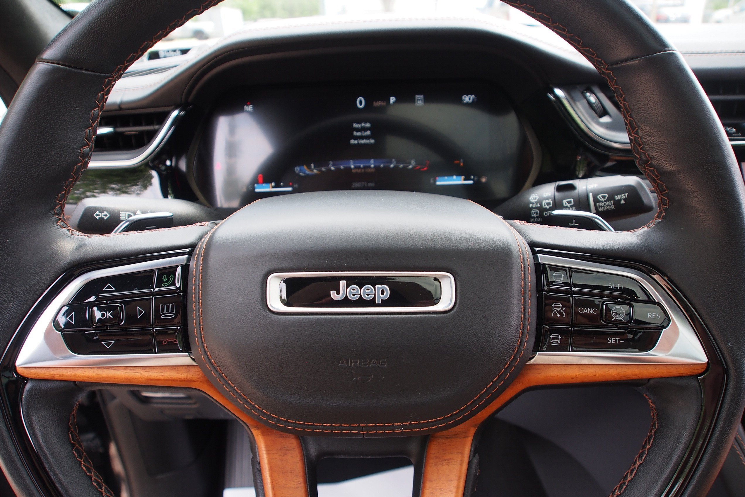 2023 Jeep Grand Cherokee Summit Reserve