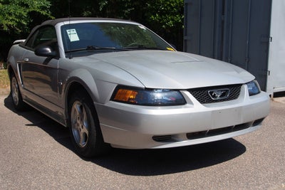 2003 Ford Mustang V6