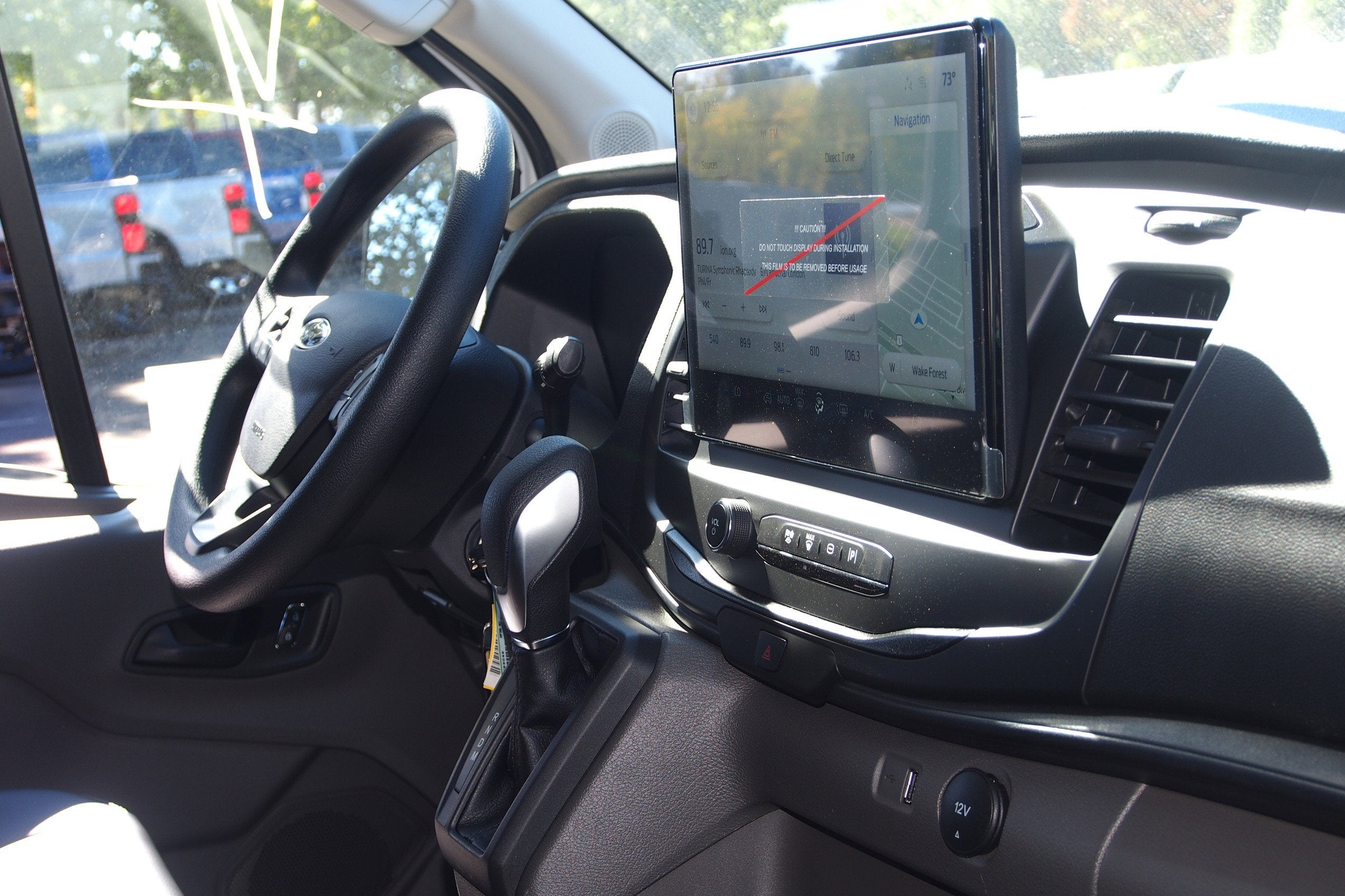 2025 Ford Transit Passenger Wagon XL