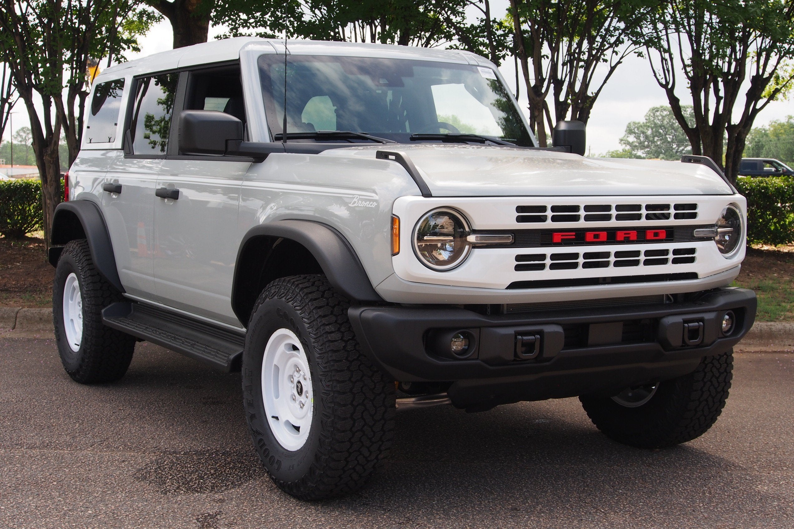 2026 Ford Bronco Heritage Edition