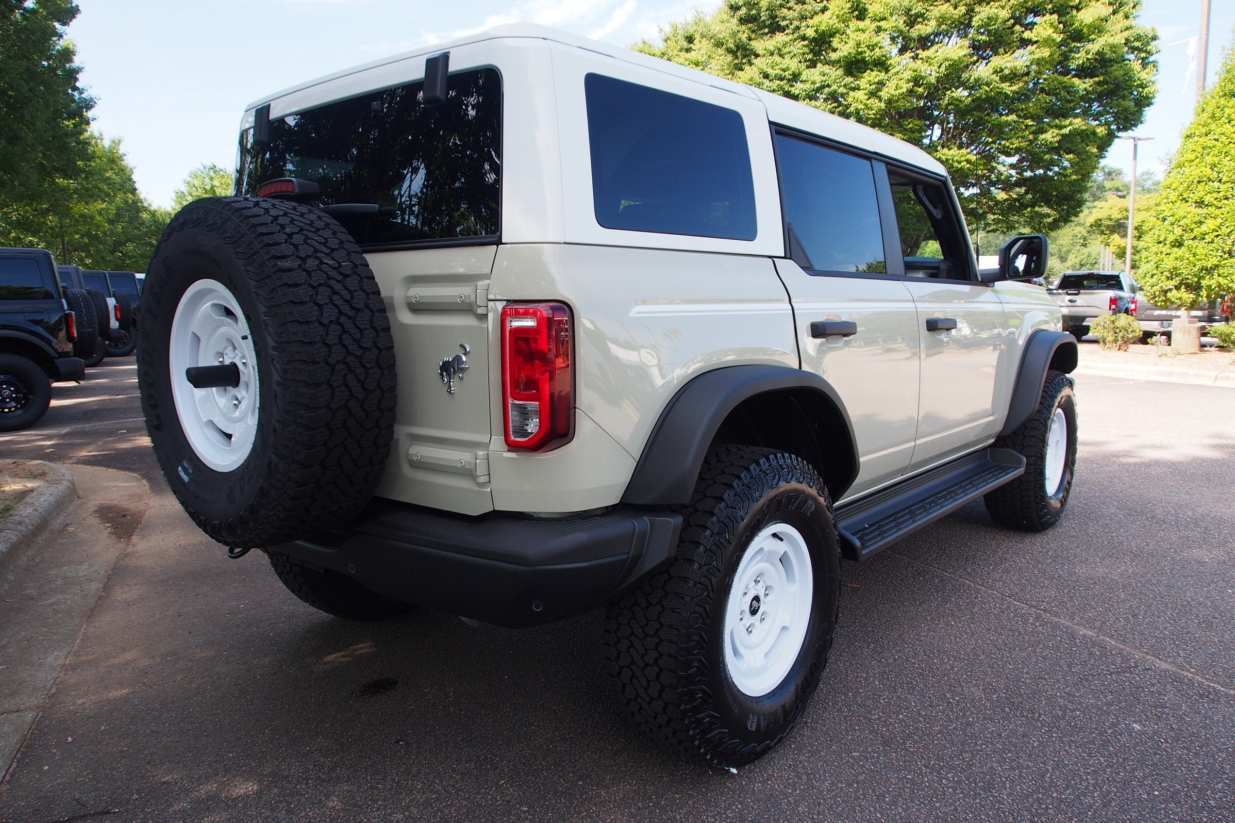 2026 Ford Bronco Heritage Edition