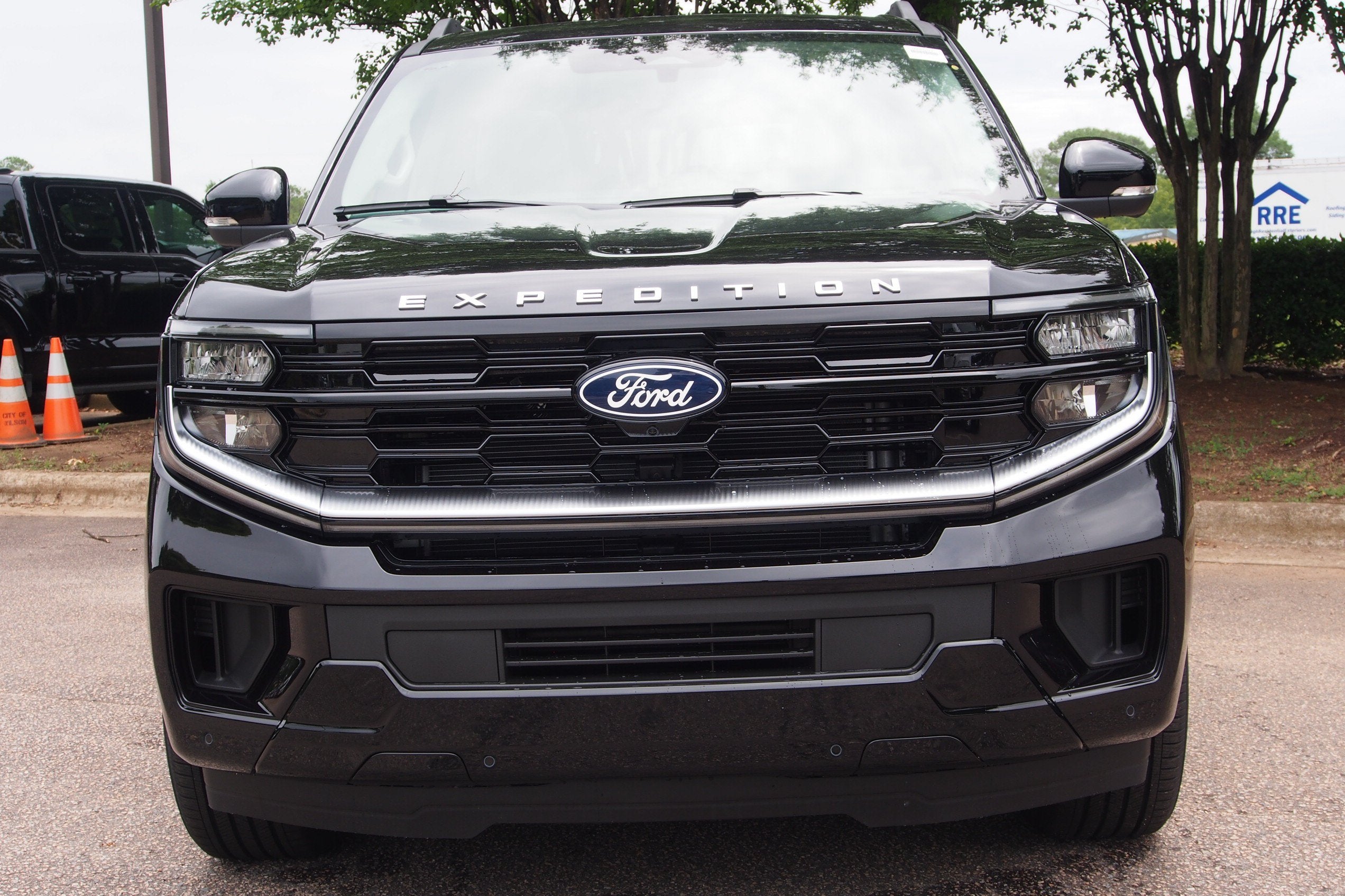 2027 Ford Expedition Max Platinum