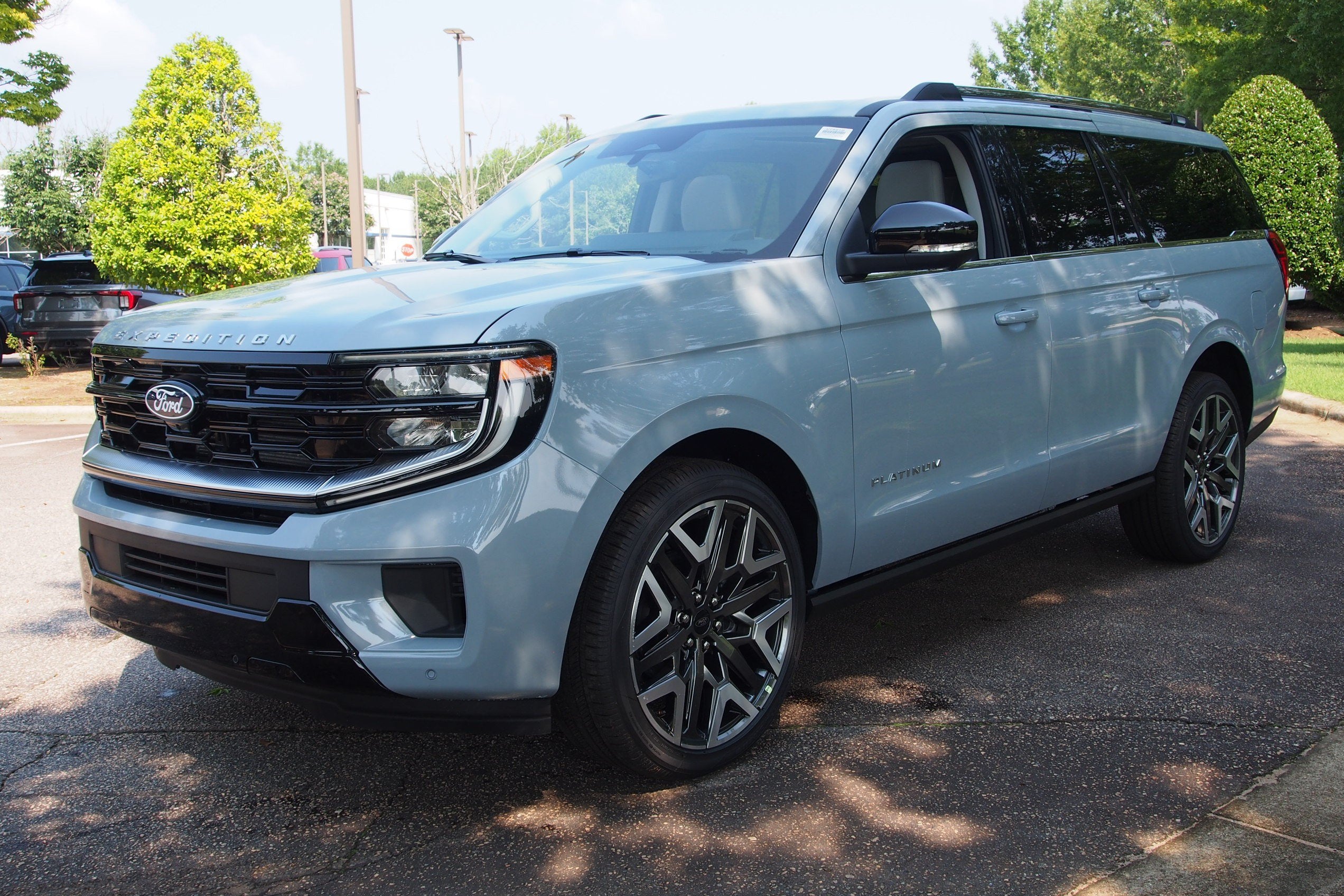 2027 Ford Expedition Max Platinum