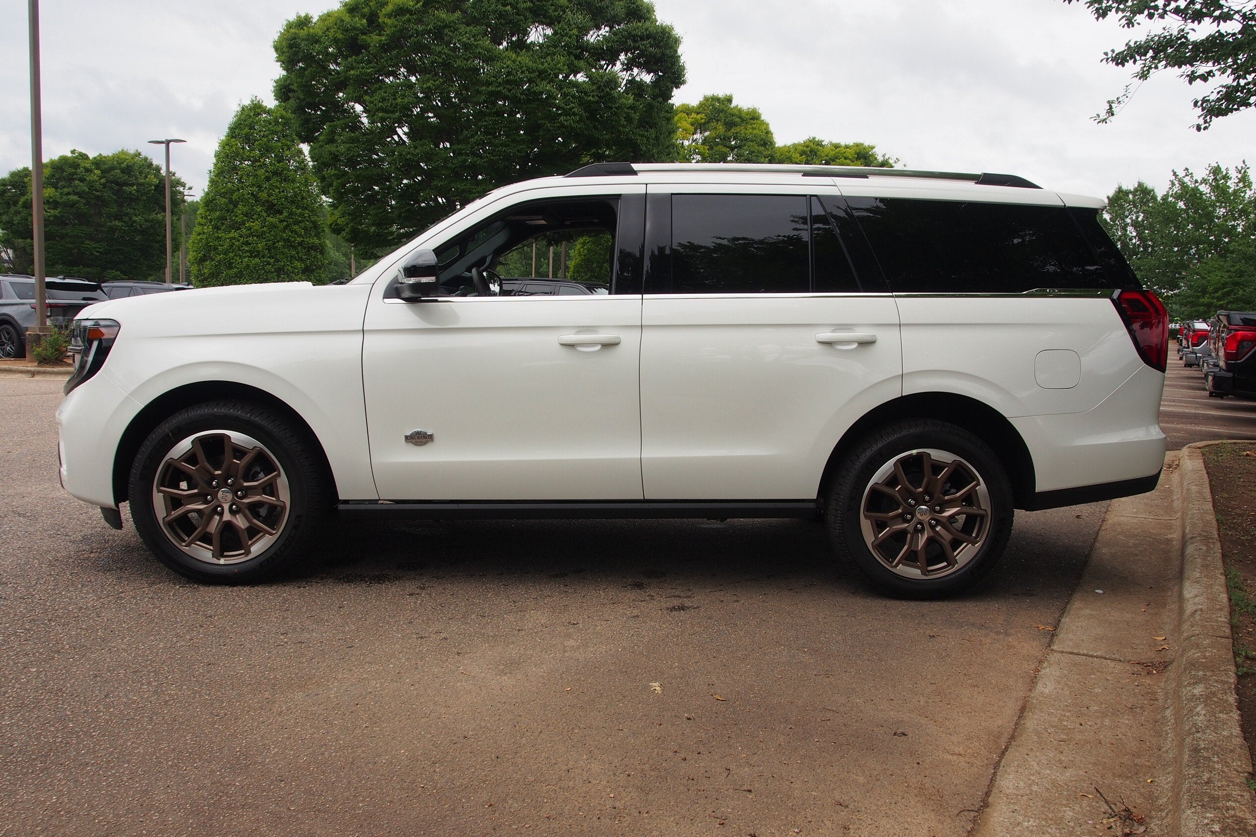 2027 Ford Expedition King Ranch